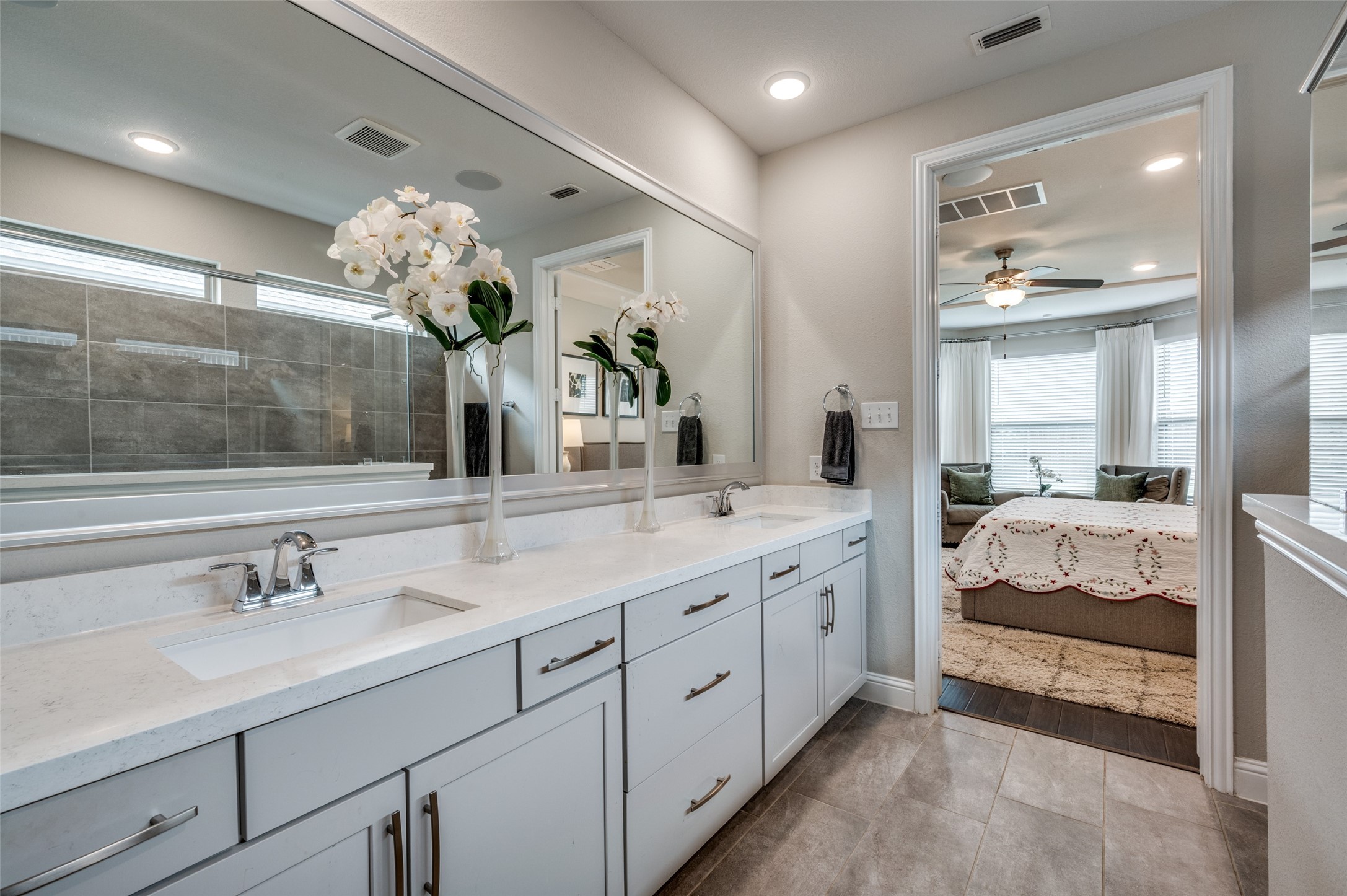 3005 Barefoot Lane