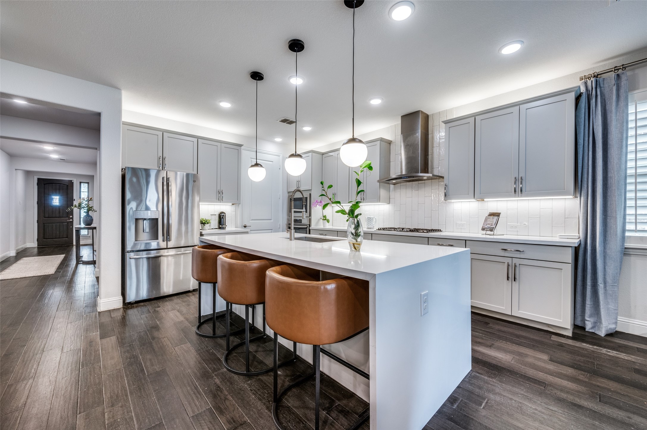 3005 Barefoot Lane