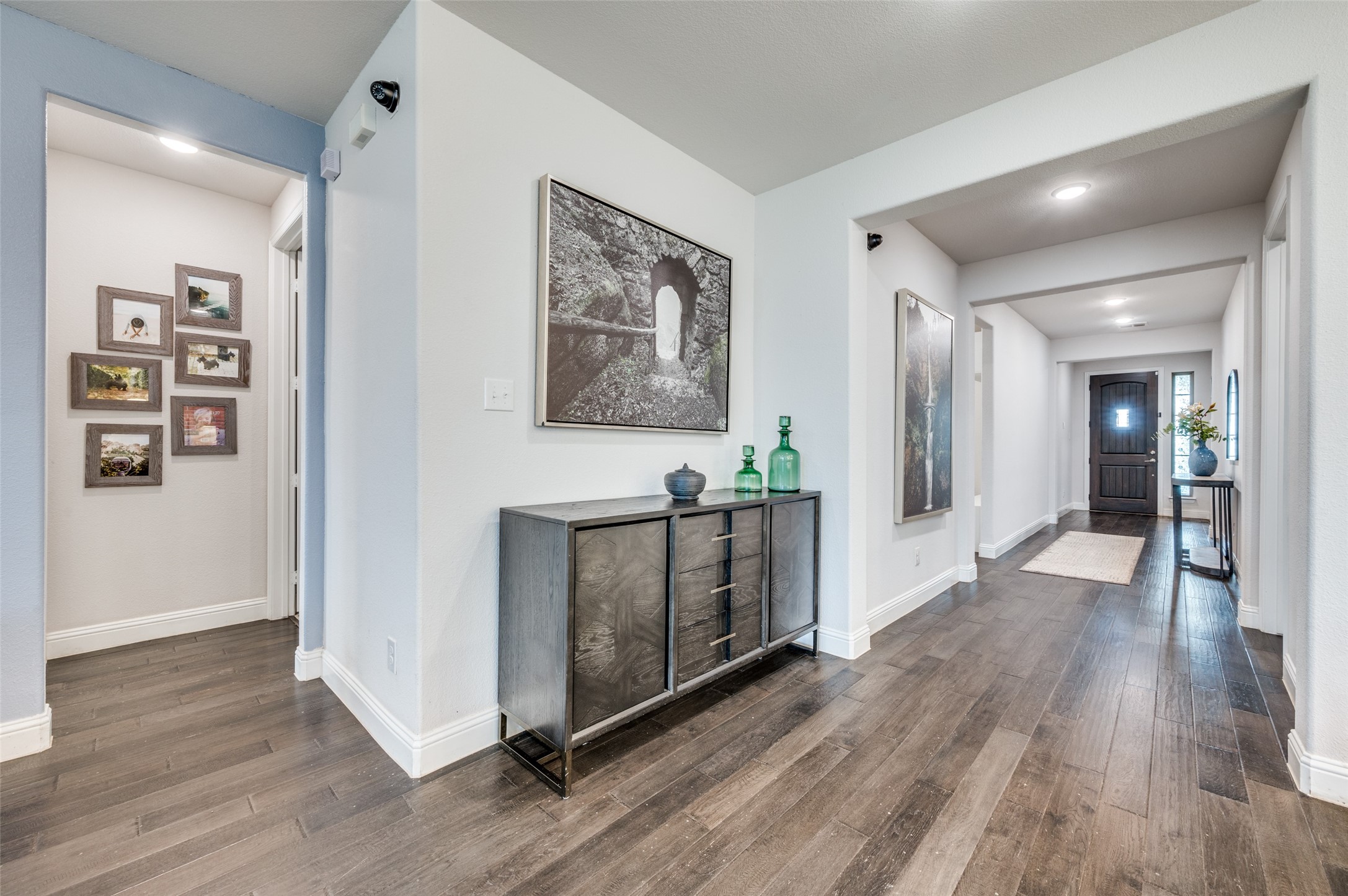 3005 Barefoot Lane