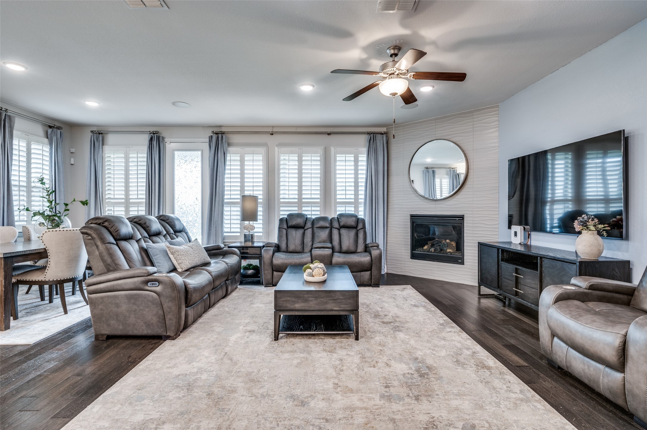 3005 Barefoot Lane
