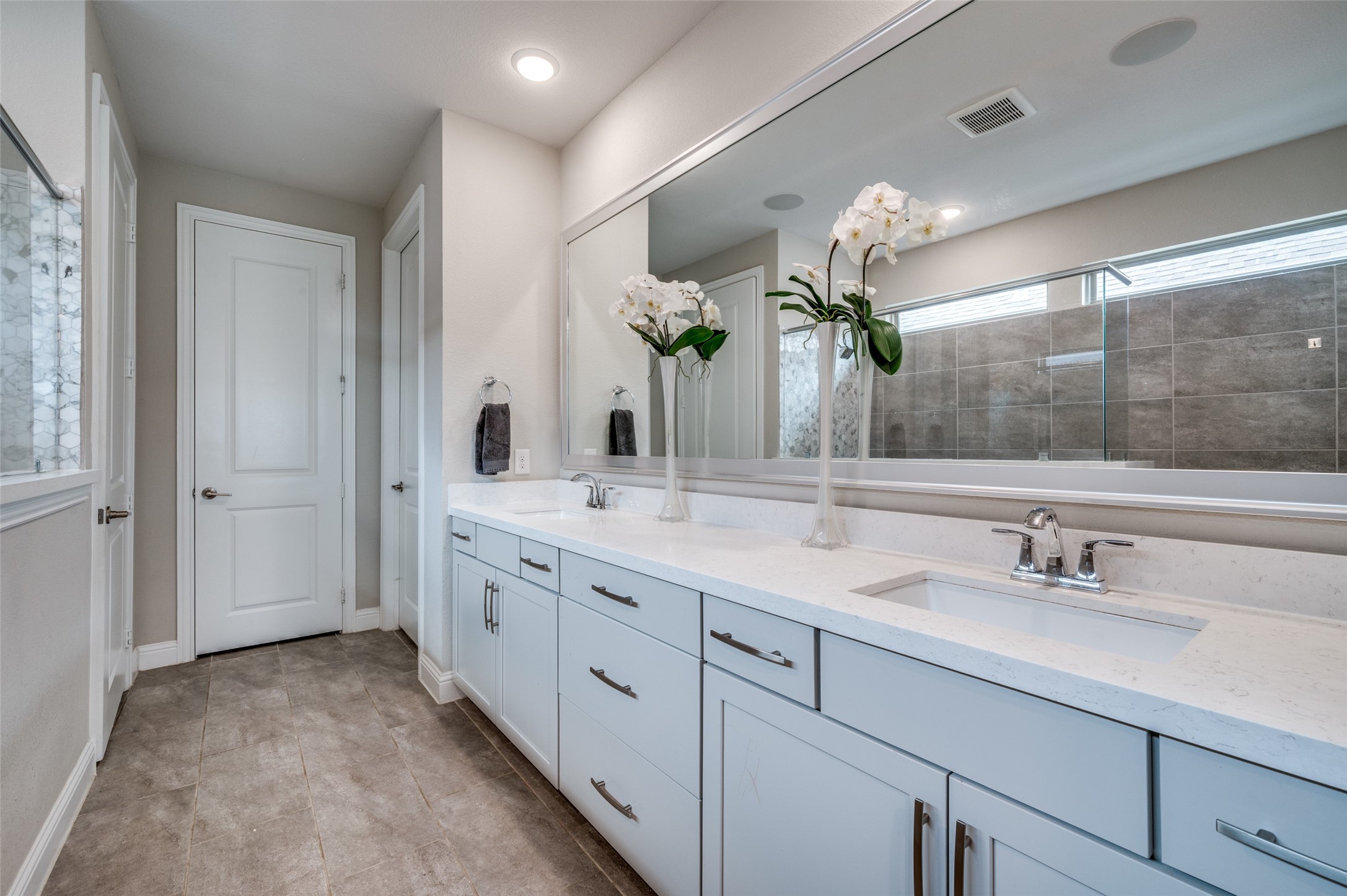 3005 Barefoot Lane