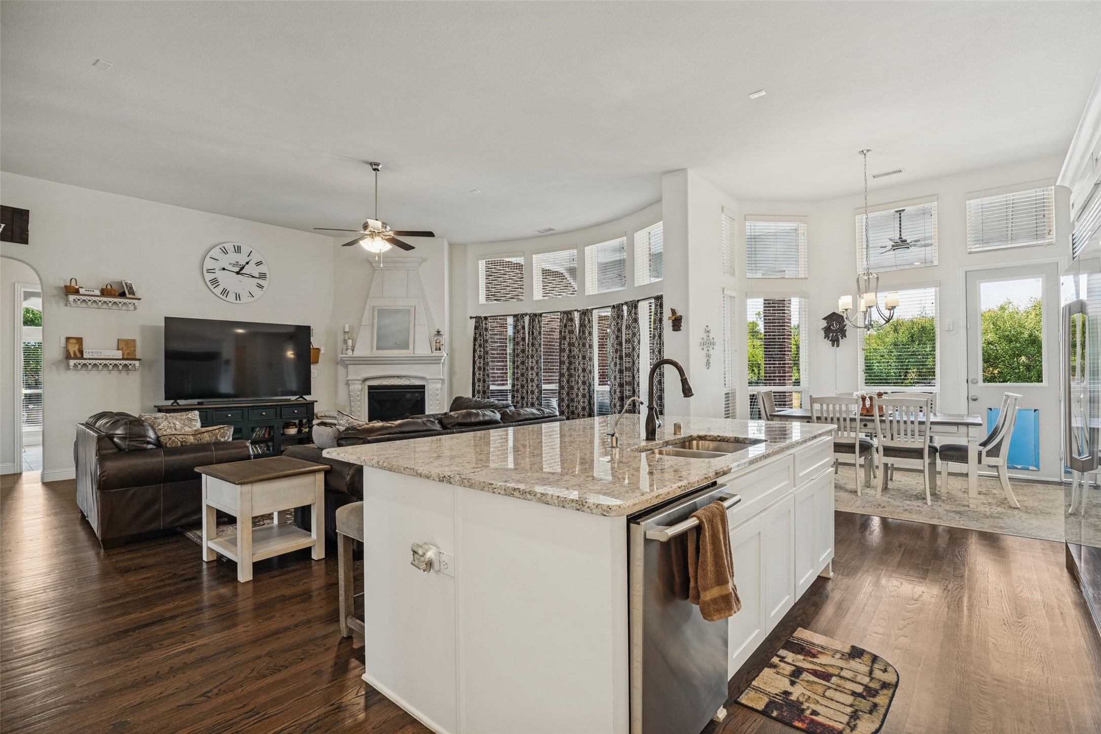 5113 Rosemont Court