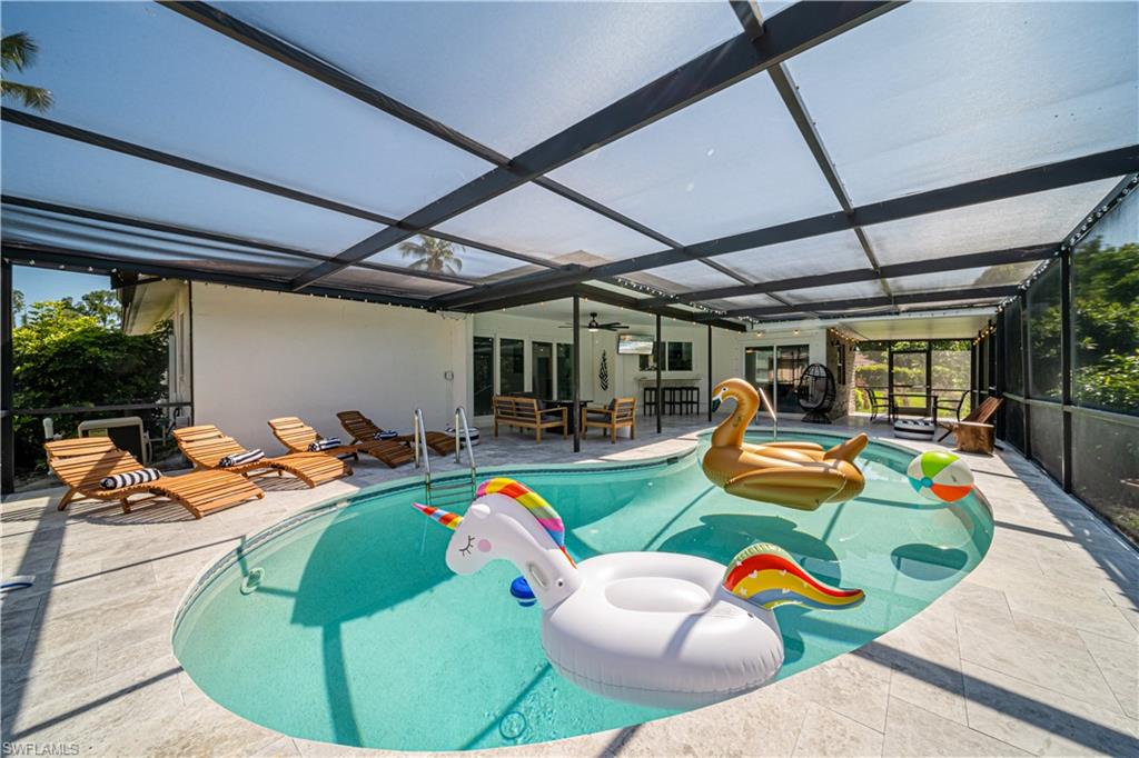 4439 Parrot AVE