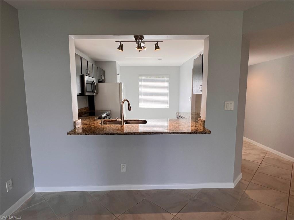 1406 Churchill CIR # 102 Unit: P-102