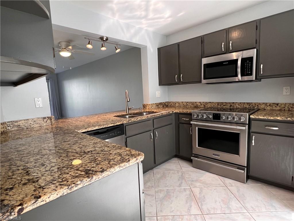 1406 Churchill CIR # 102 Unit: P-102