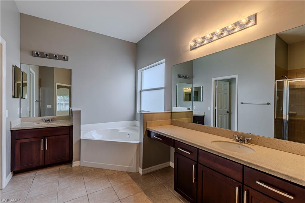 2828 Inlet Cove LN W