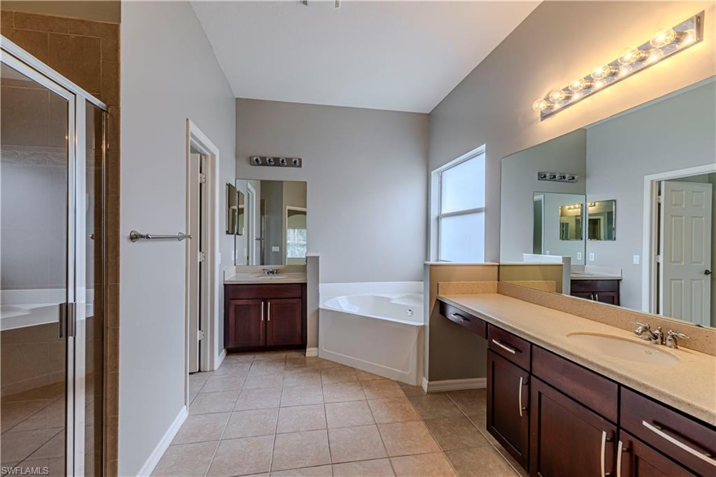 2828 Inlet Cove LN W