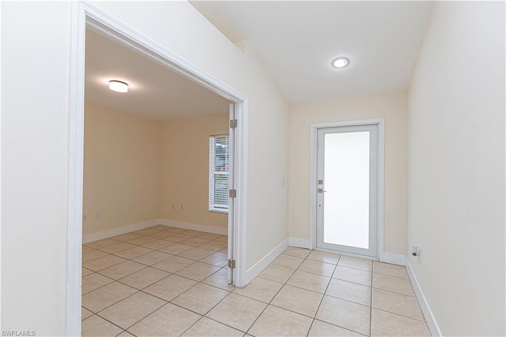 2112 NE 15th PL