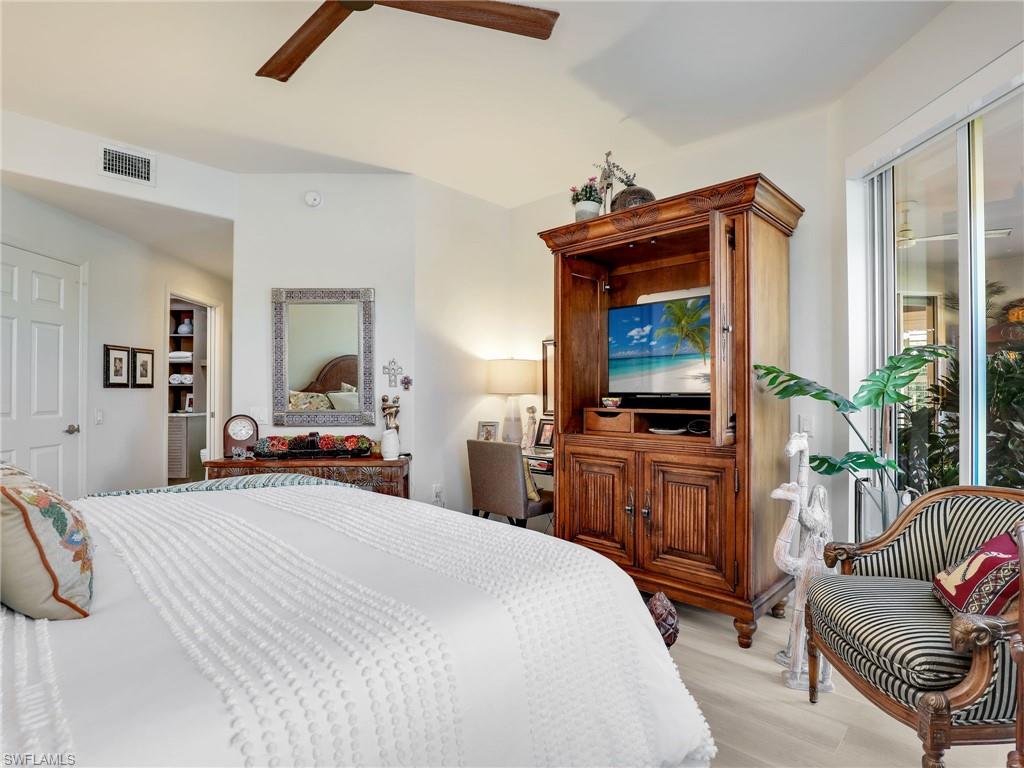 23501 Wisteria Pointe DR # 1207