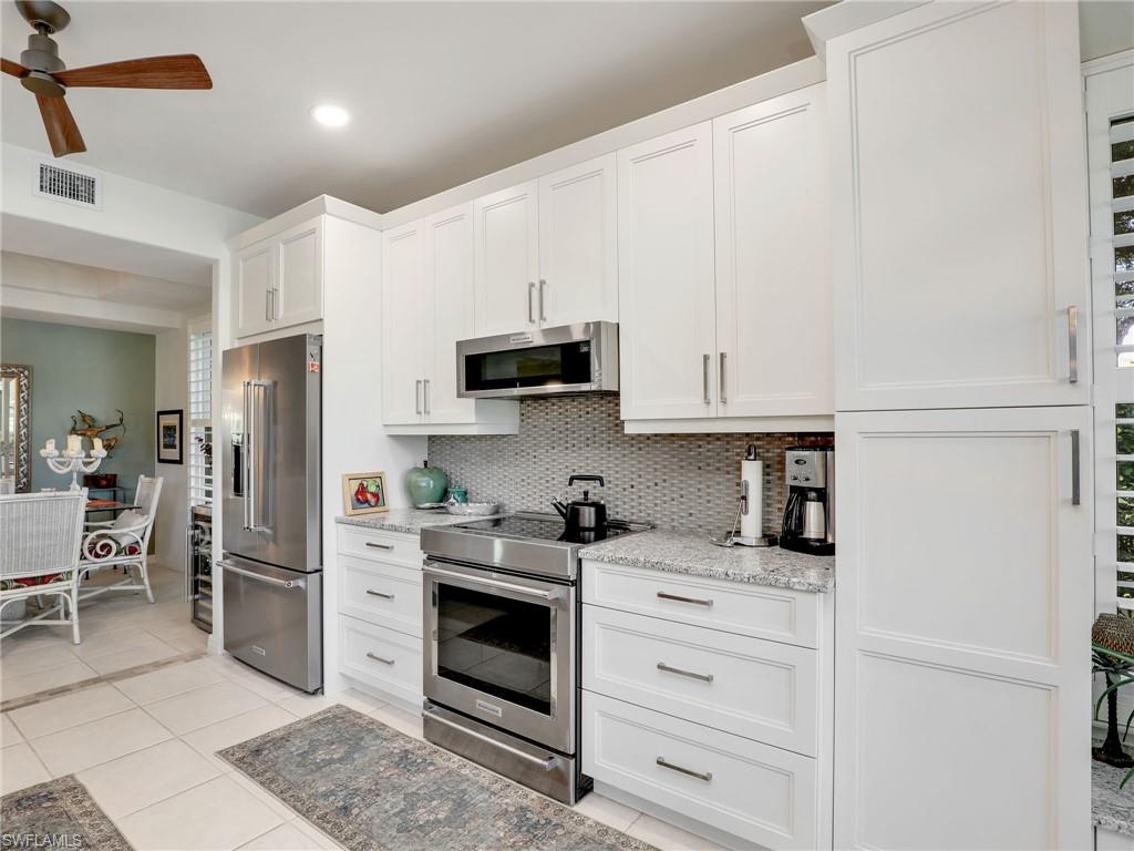 23501 Wisteria Pointe DR # 1207