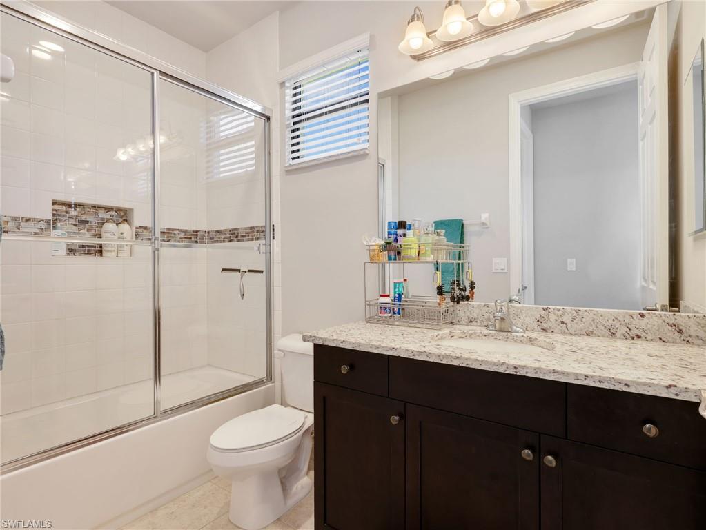 2756 Crystal WAY