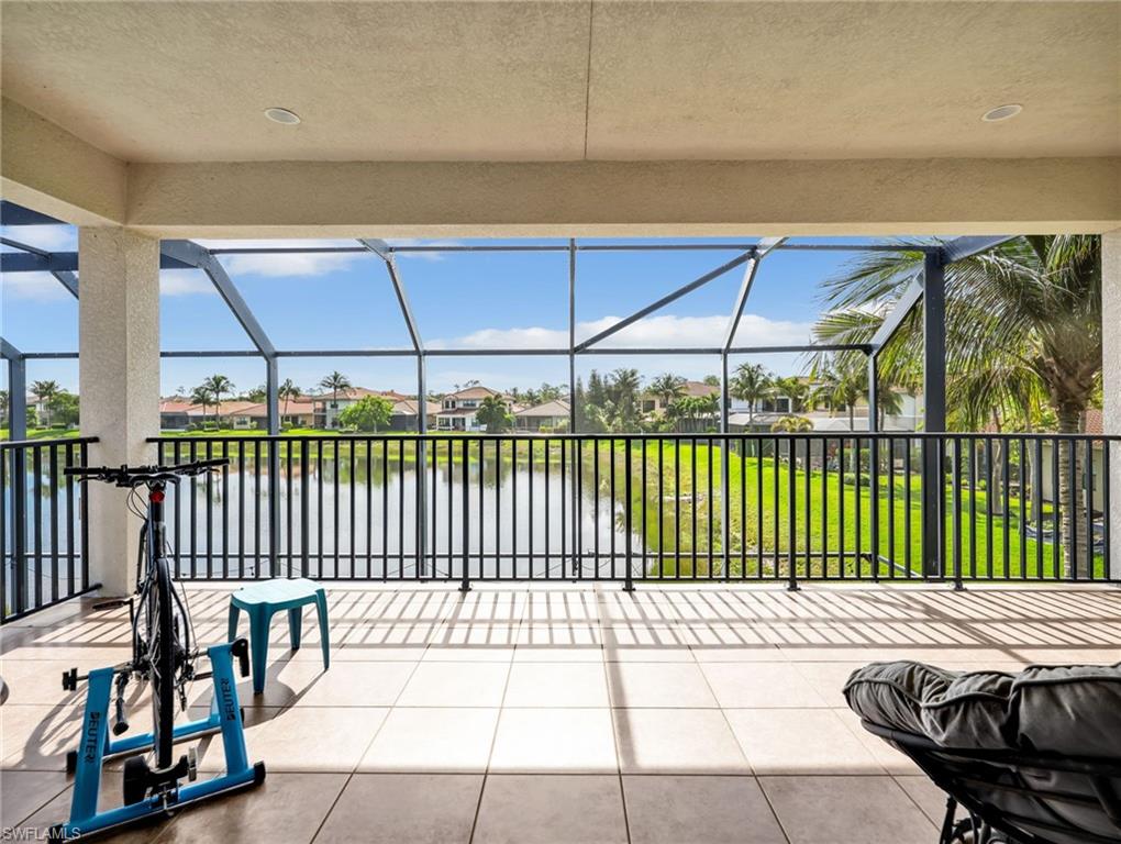2756 Crystal WAY