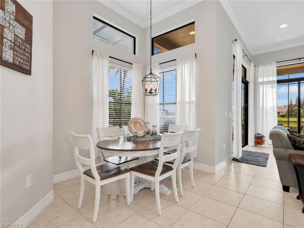 2756 Crystal WAY
