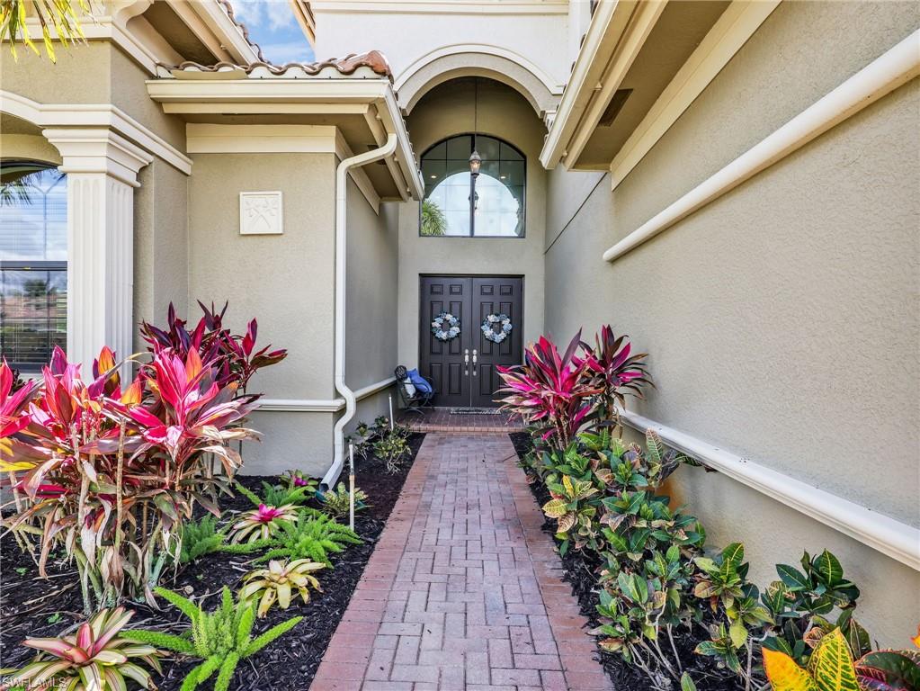 2756 Crystal WAY