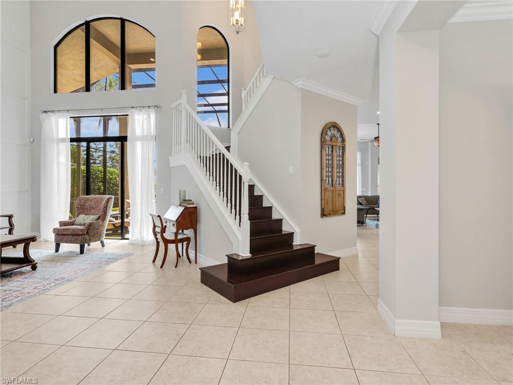 2756 Crystal WAY