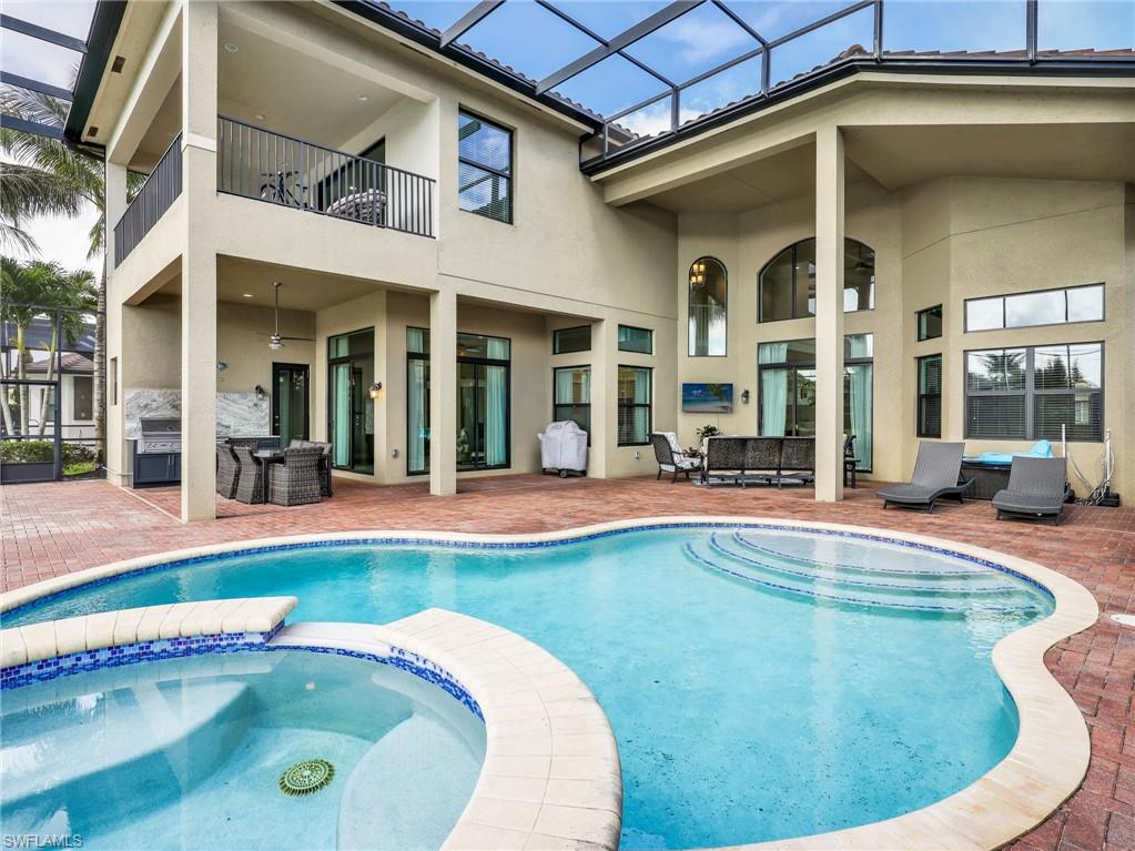 2756 Crystal WAY