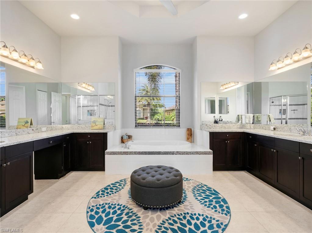 2756 Crystal WAY