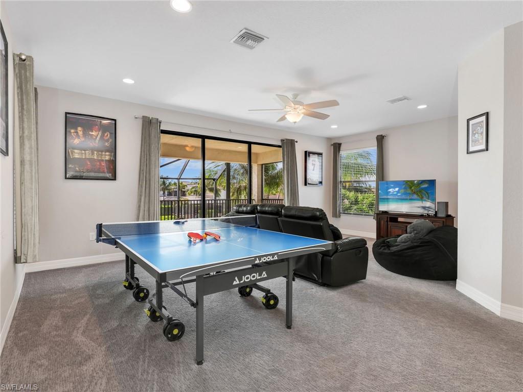 2756 Crystal WAY