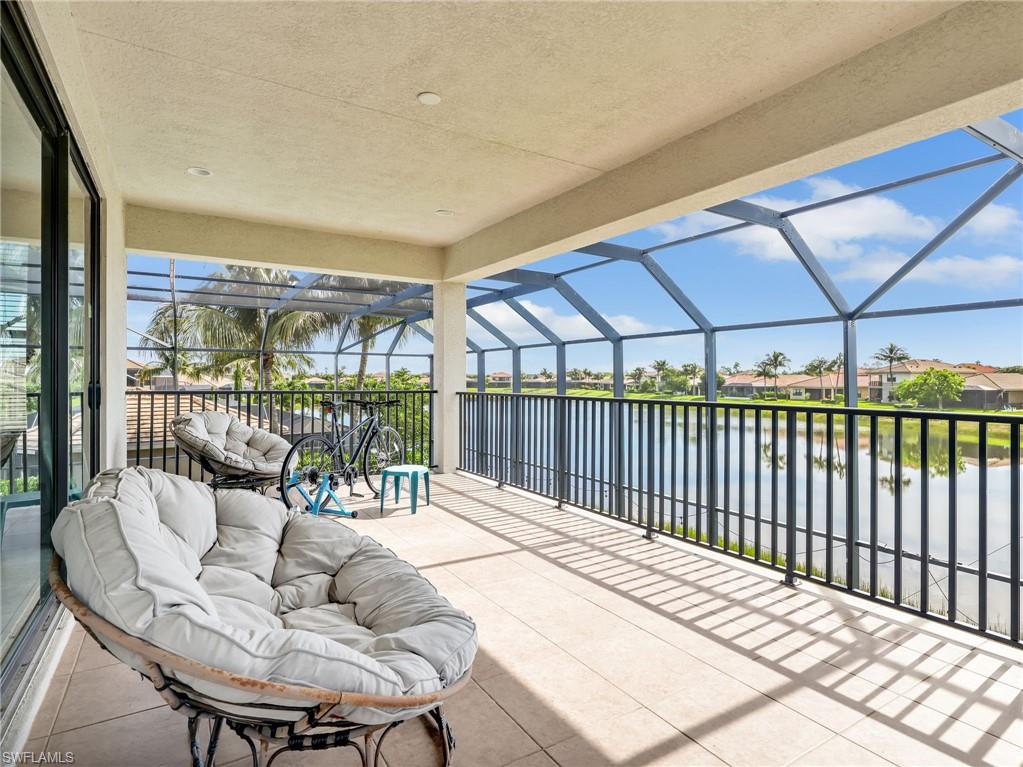 2756 Crystal WAY