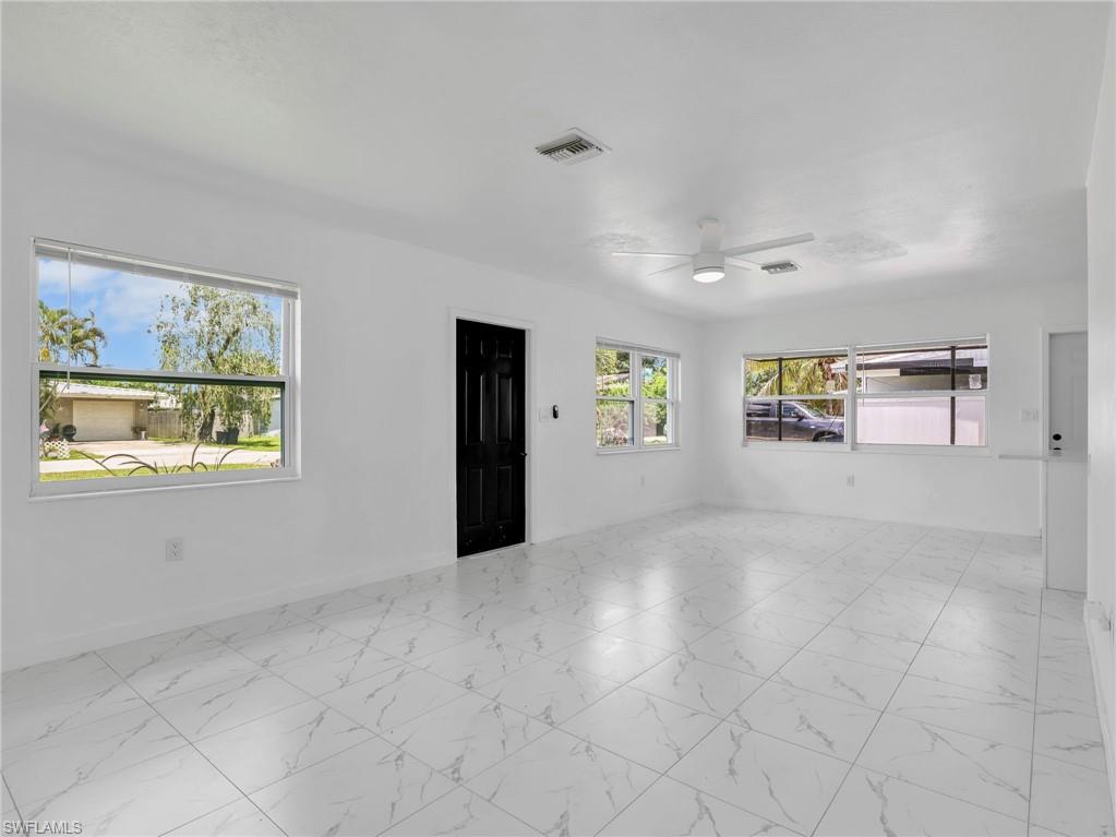 1196 Pine Lake DR