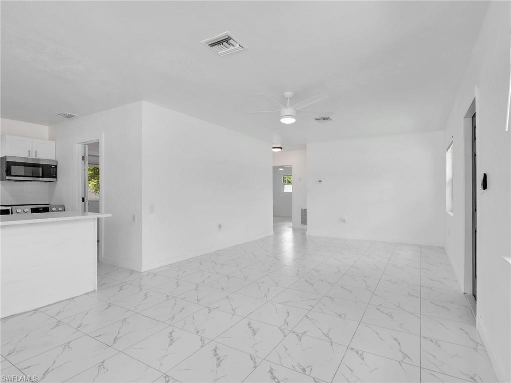 1196 Pine Lake DR