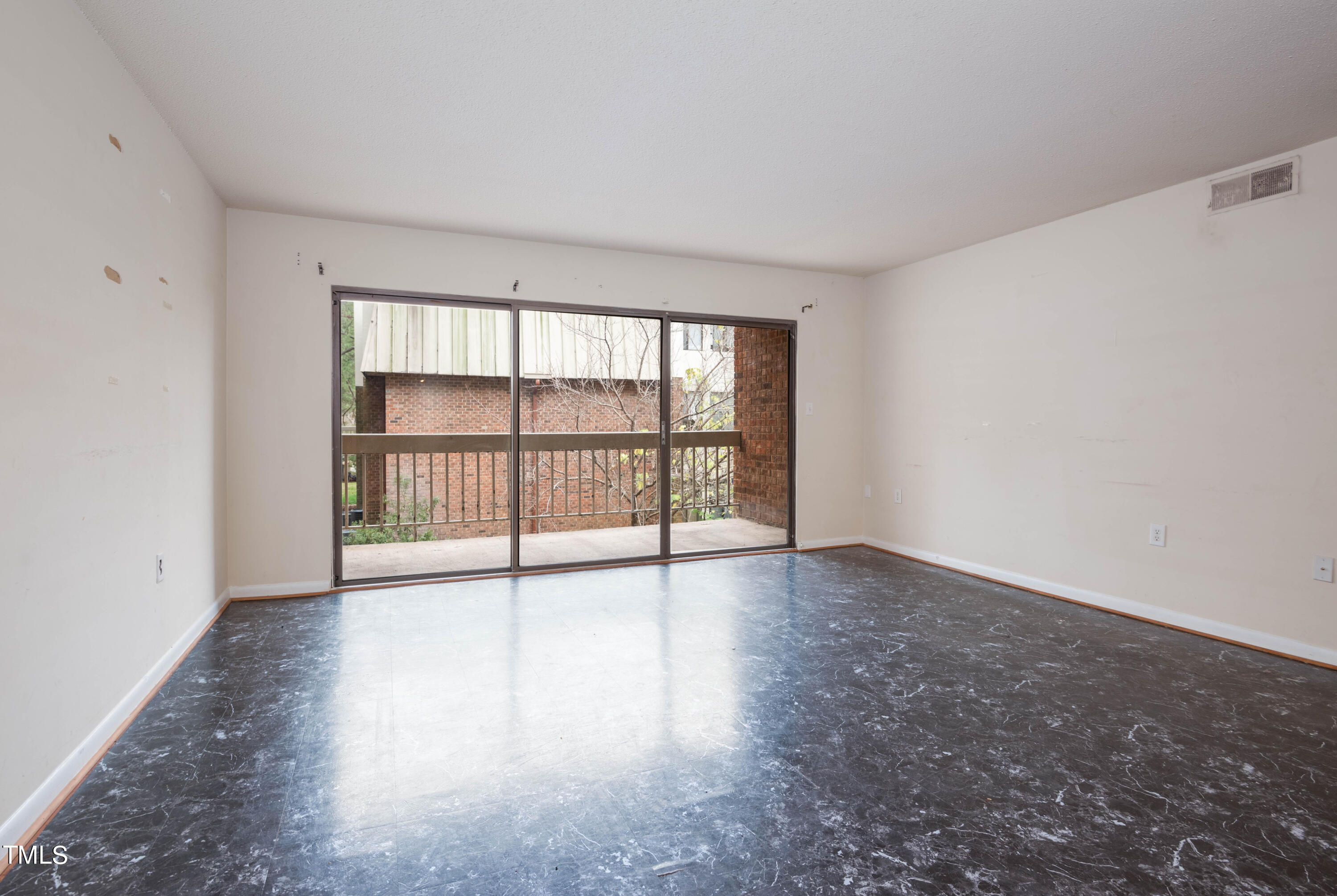 500 Umstead Drive # 201 Unit: A 201