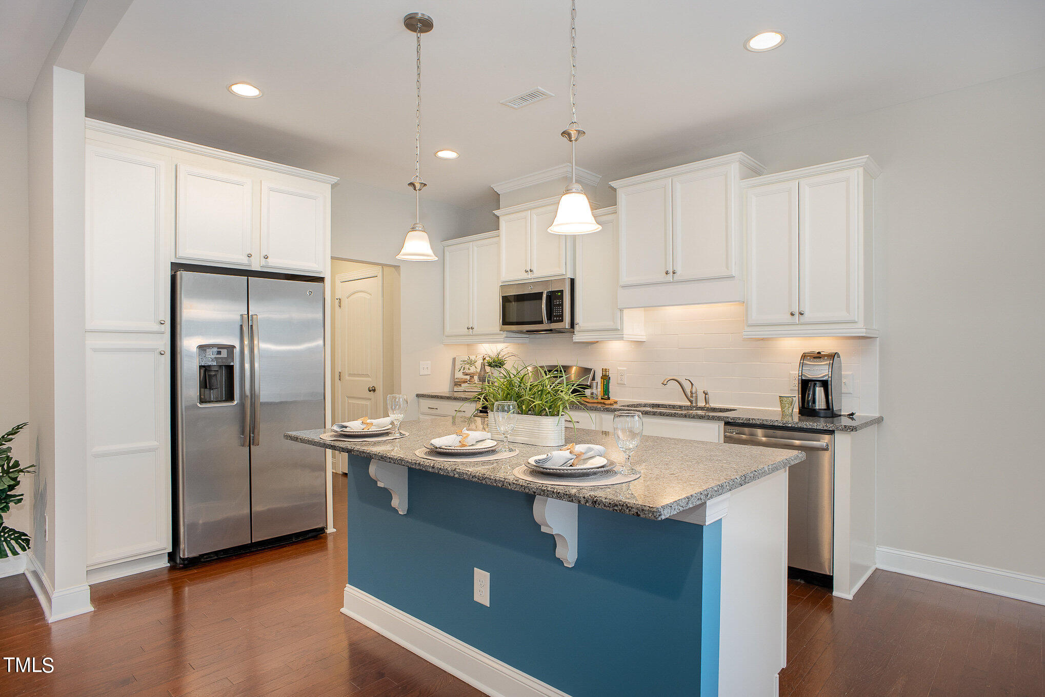 315 Acorn Hollow Place