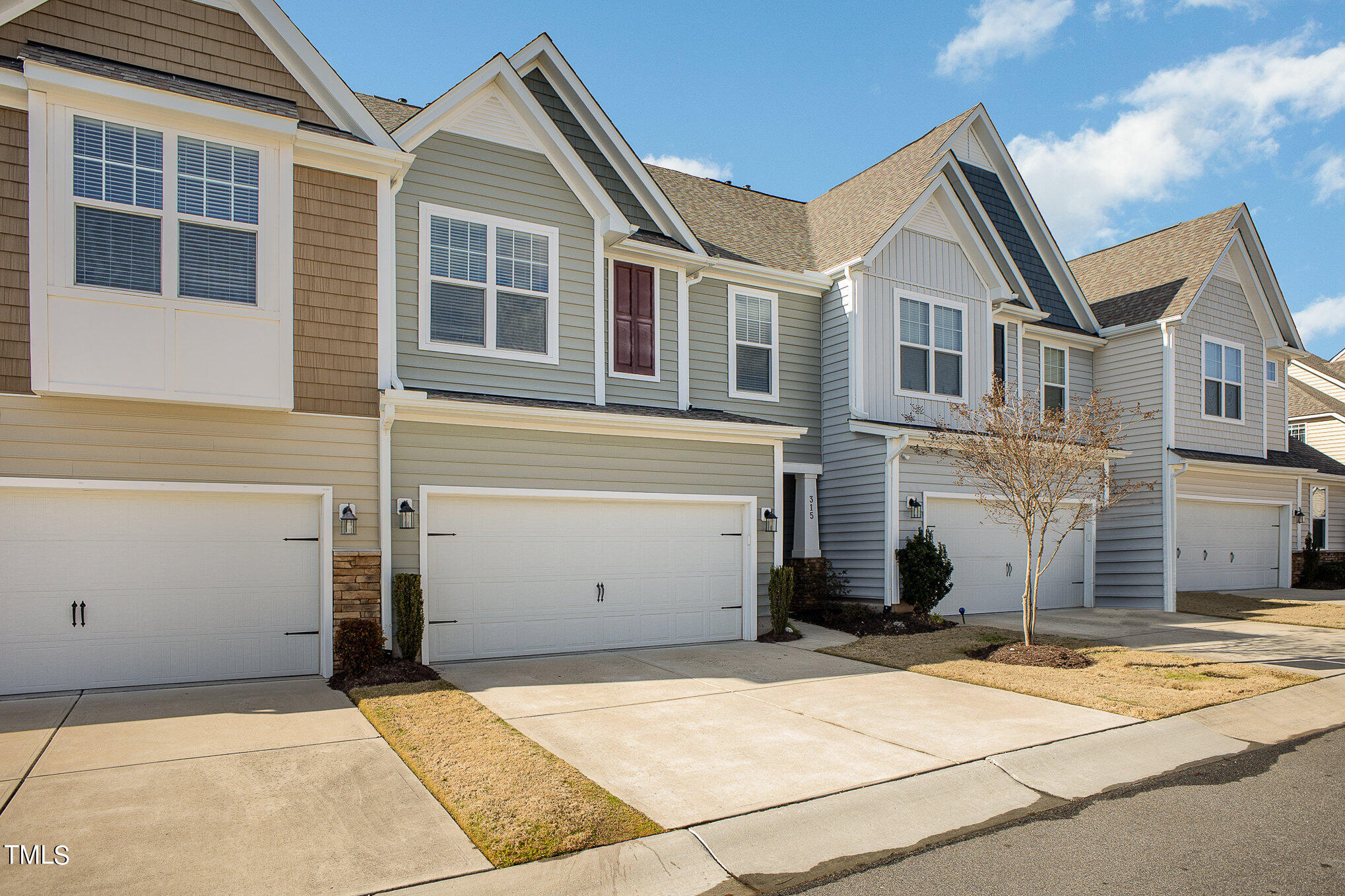 315 Acorn Hollow Place