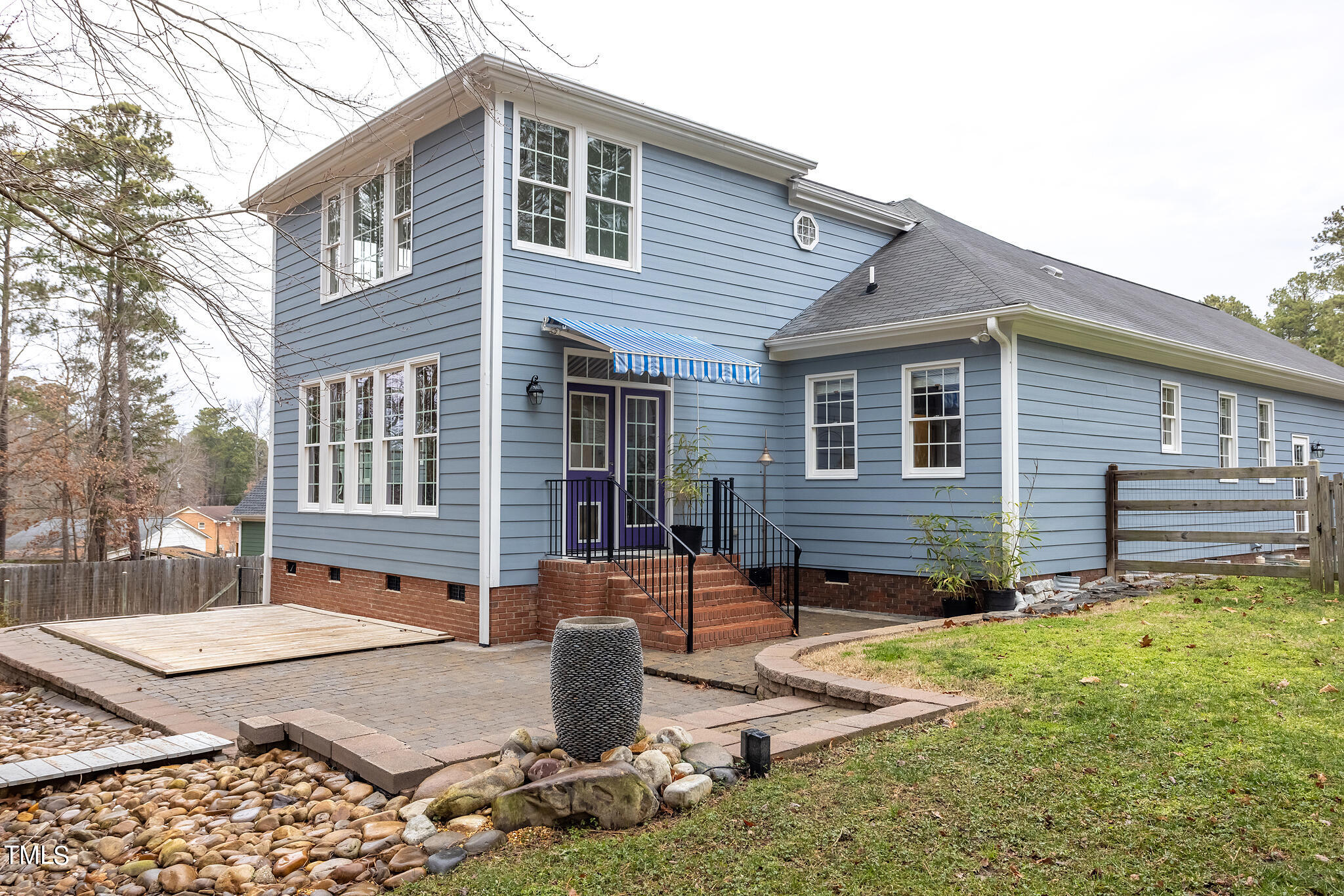 121 Canadian Court