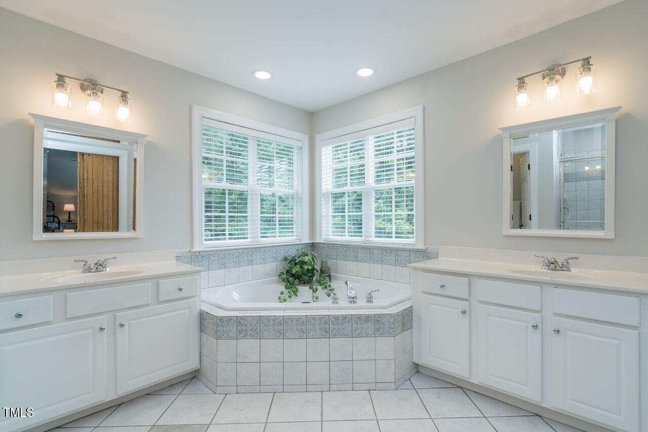 1432 Fairfax Woods Drive