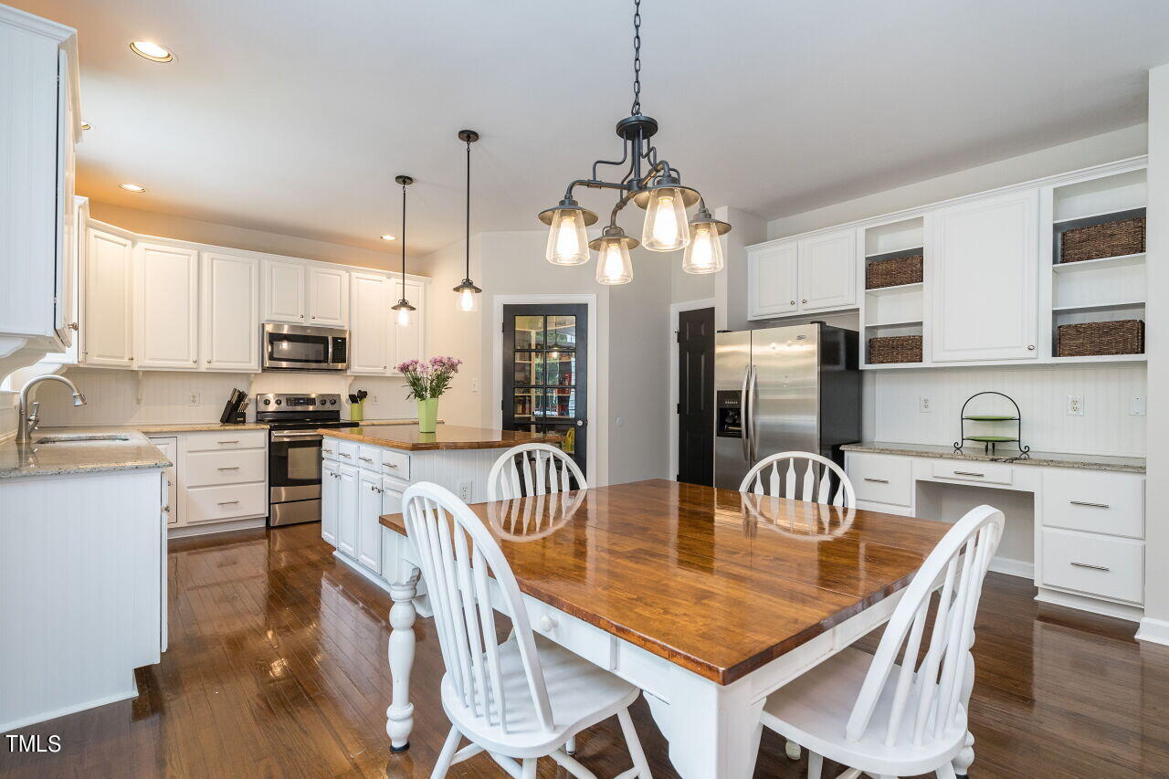 1432 Fairfax Woods Drive