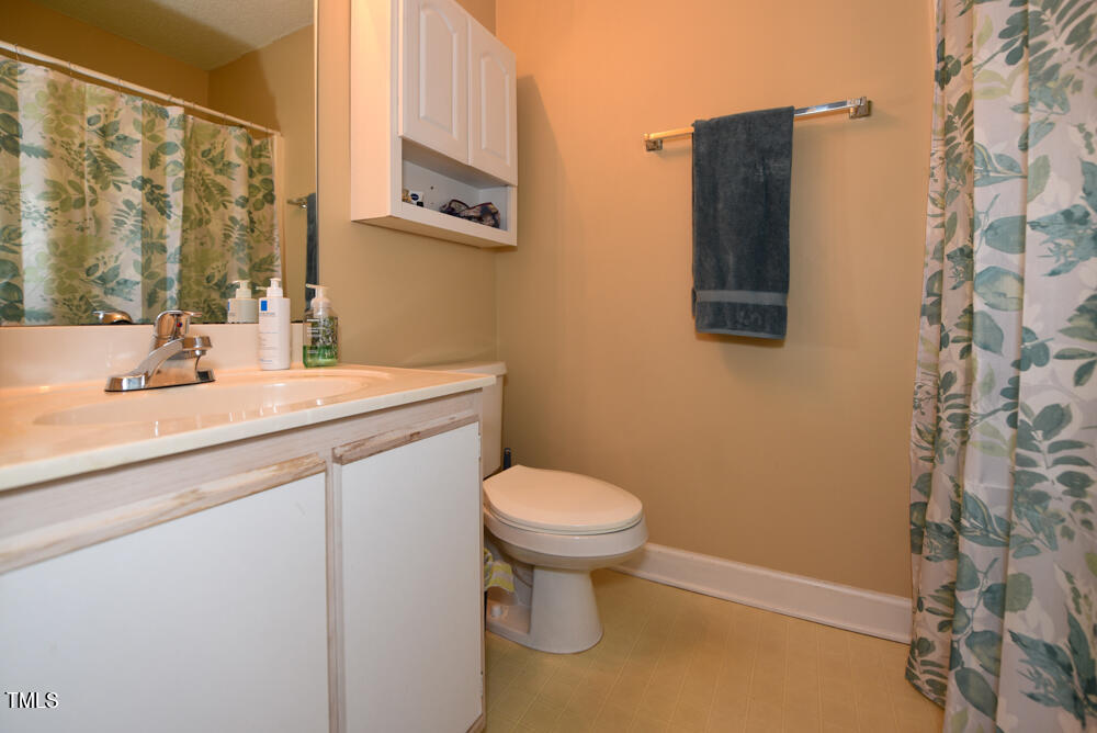 303 Smith Level Road # 32 Unit: F-32