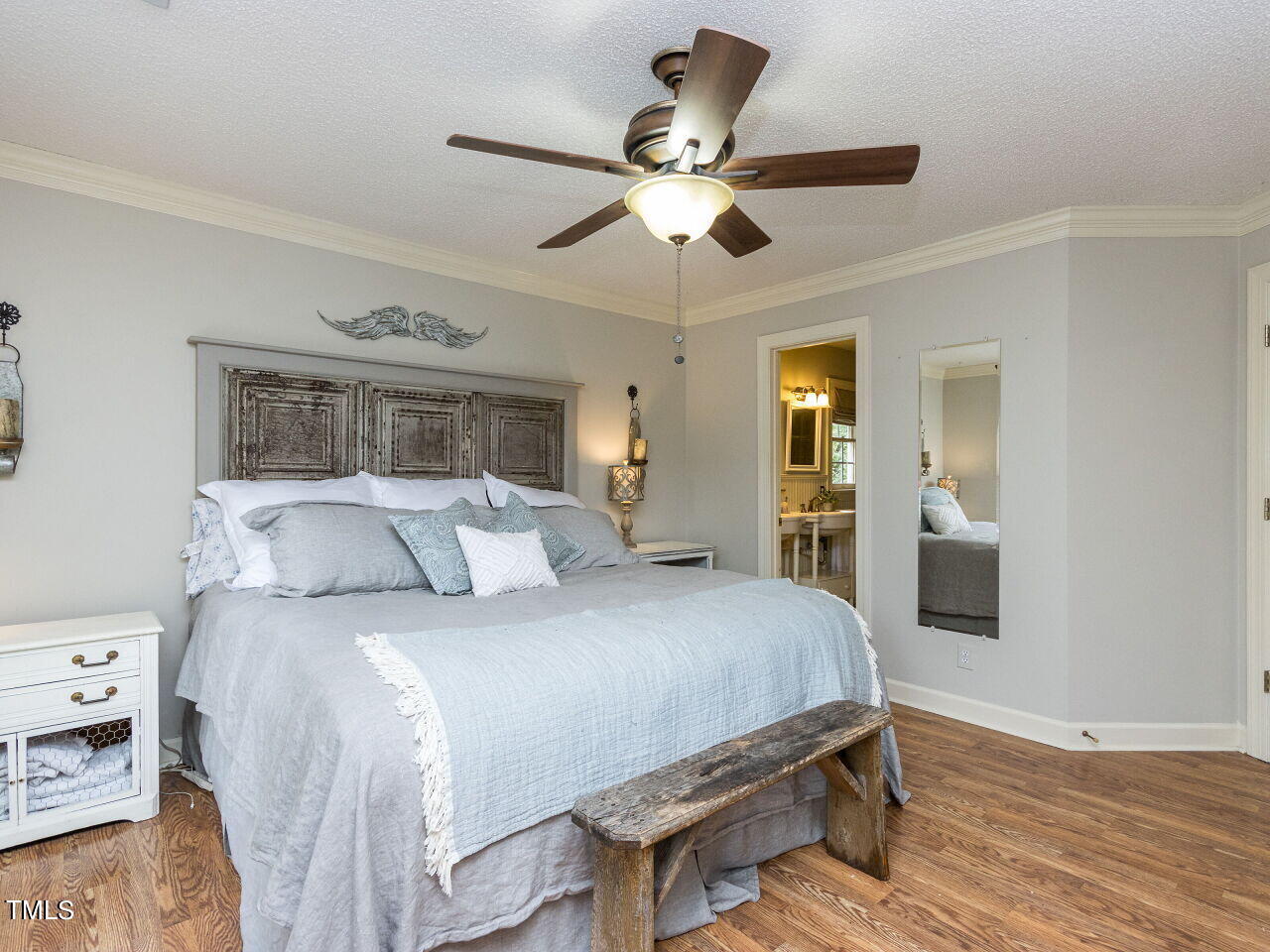 3316 Needle Point Circle