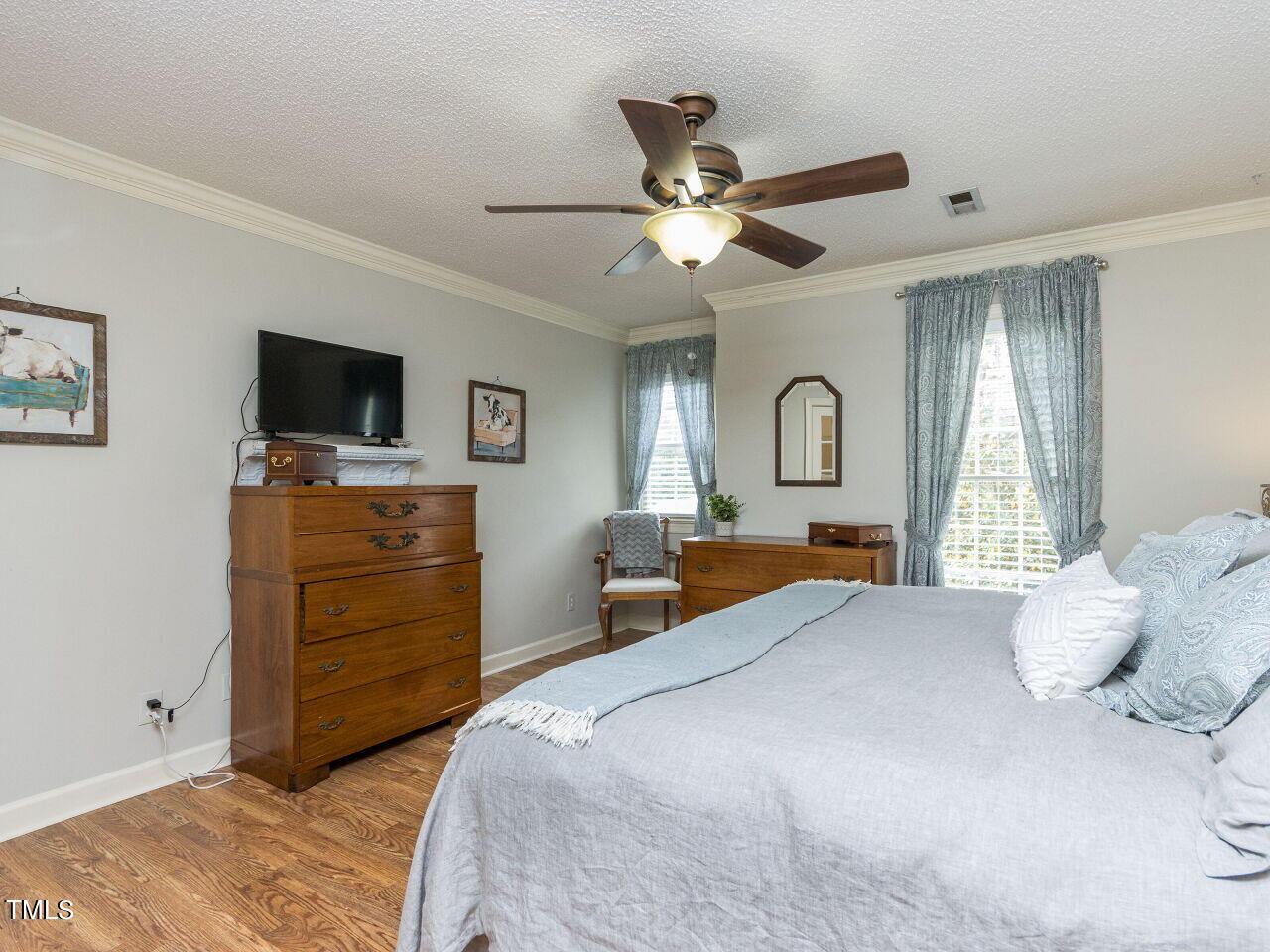 3316 Needle Point Circle