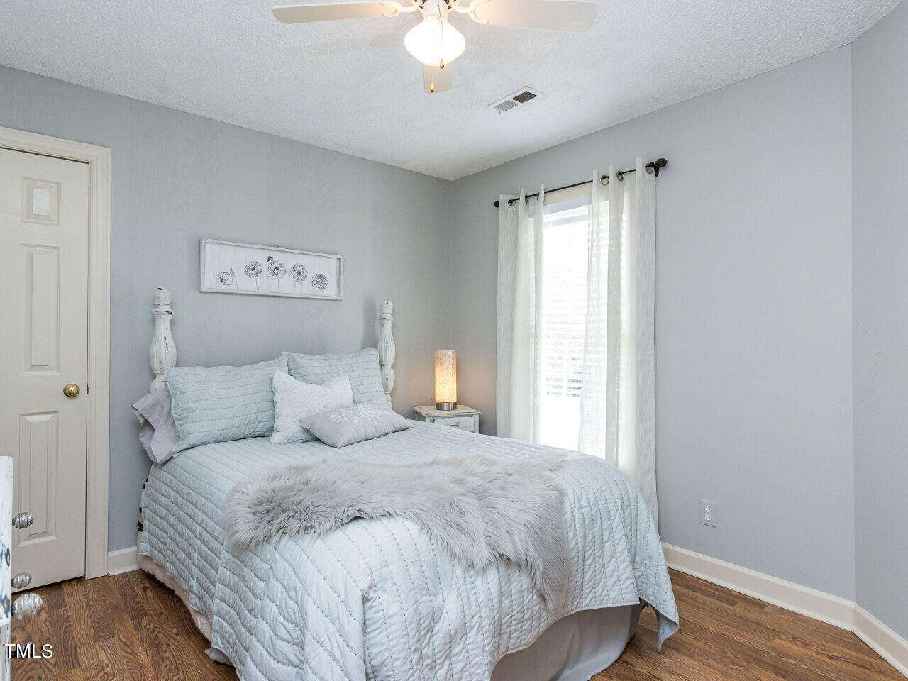 3316 Needle Point Circle