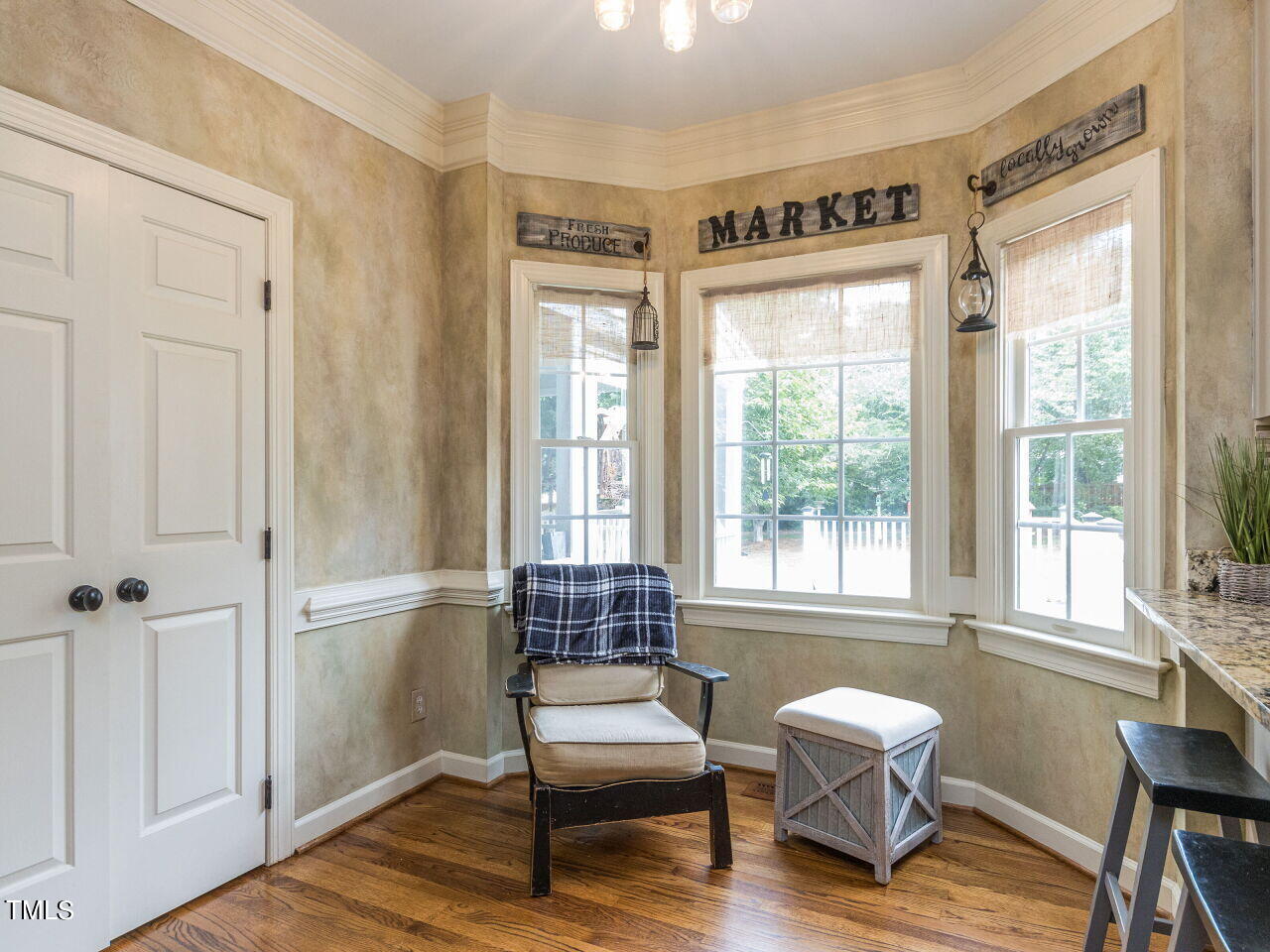 3316 Needle Point Circle
