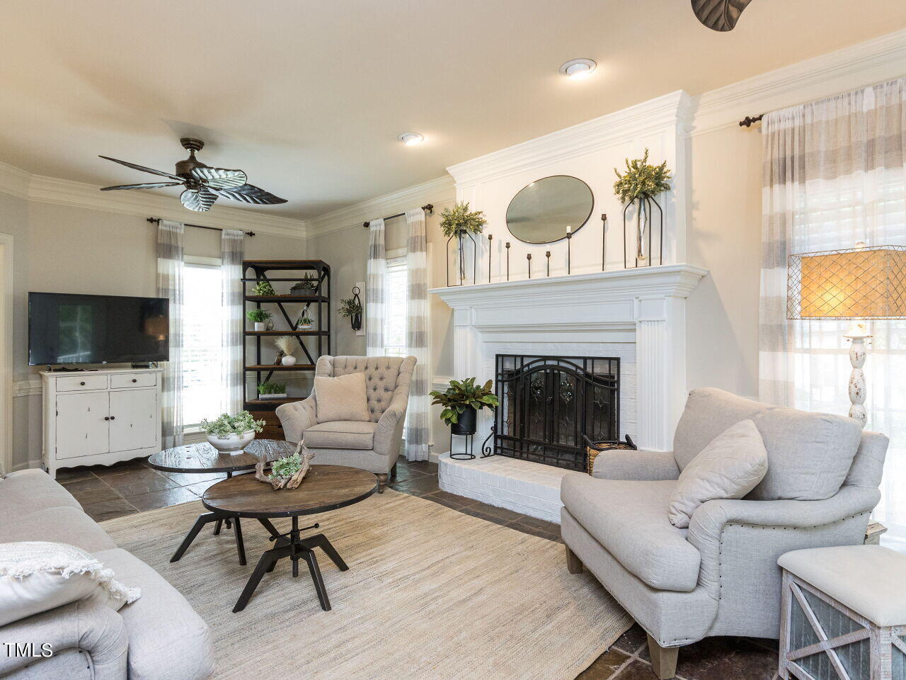 3316 Needle Point Circle