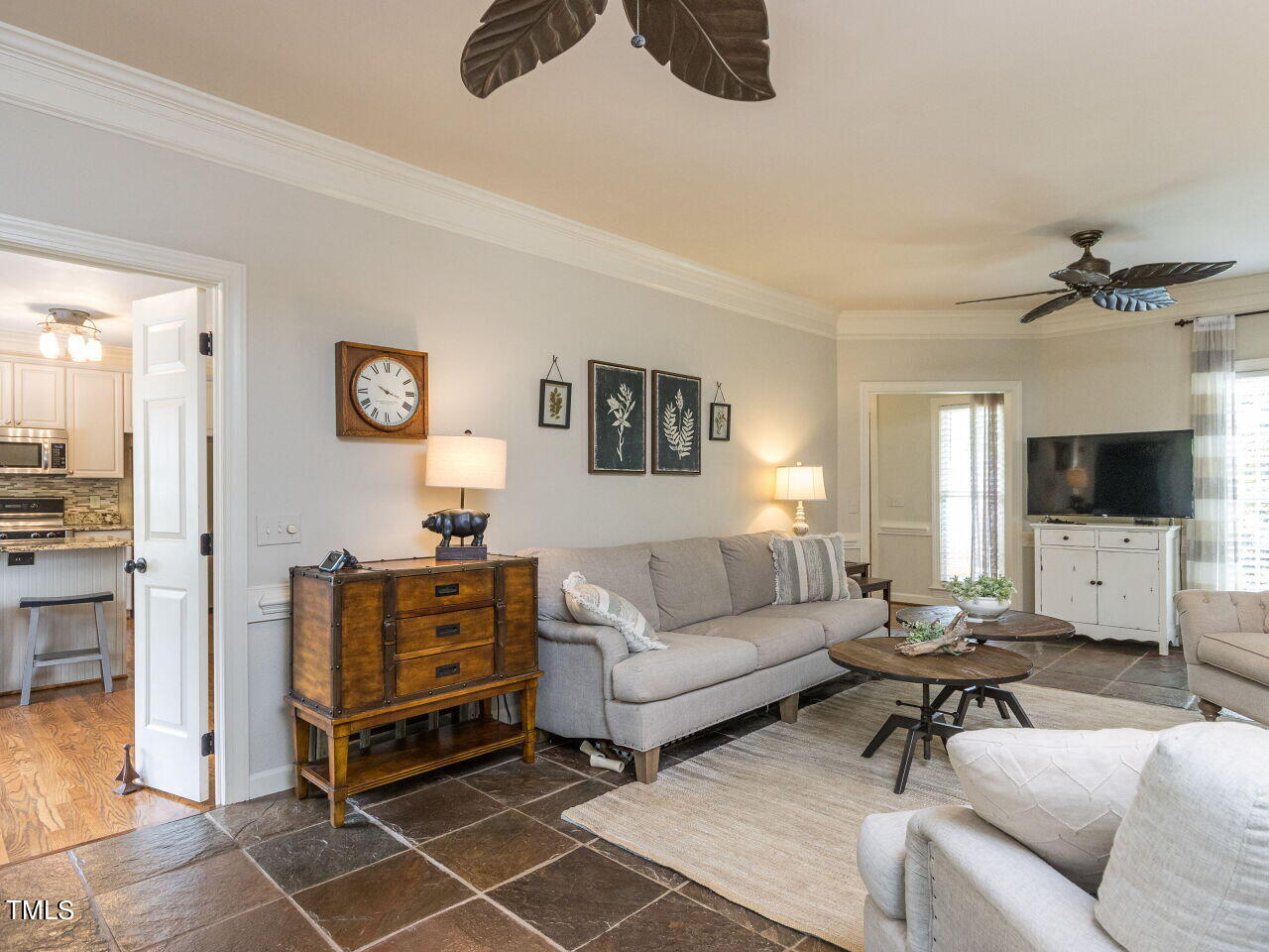 3316 Needle Point Circle