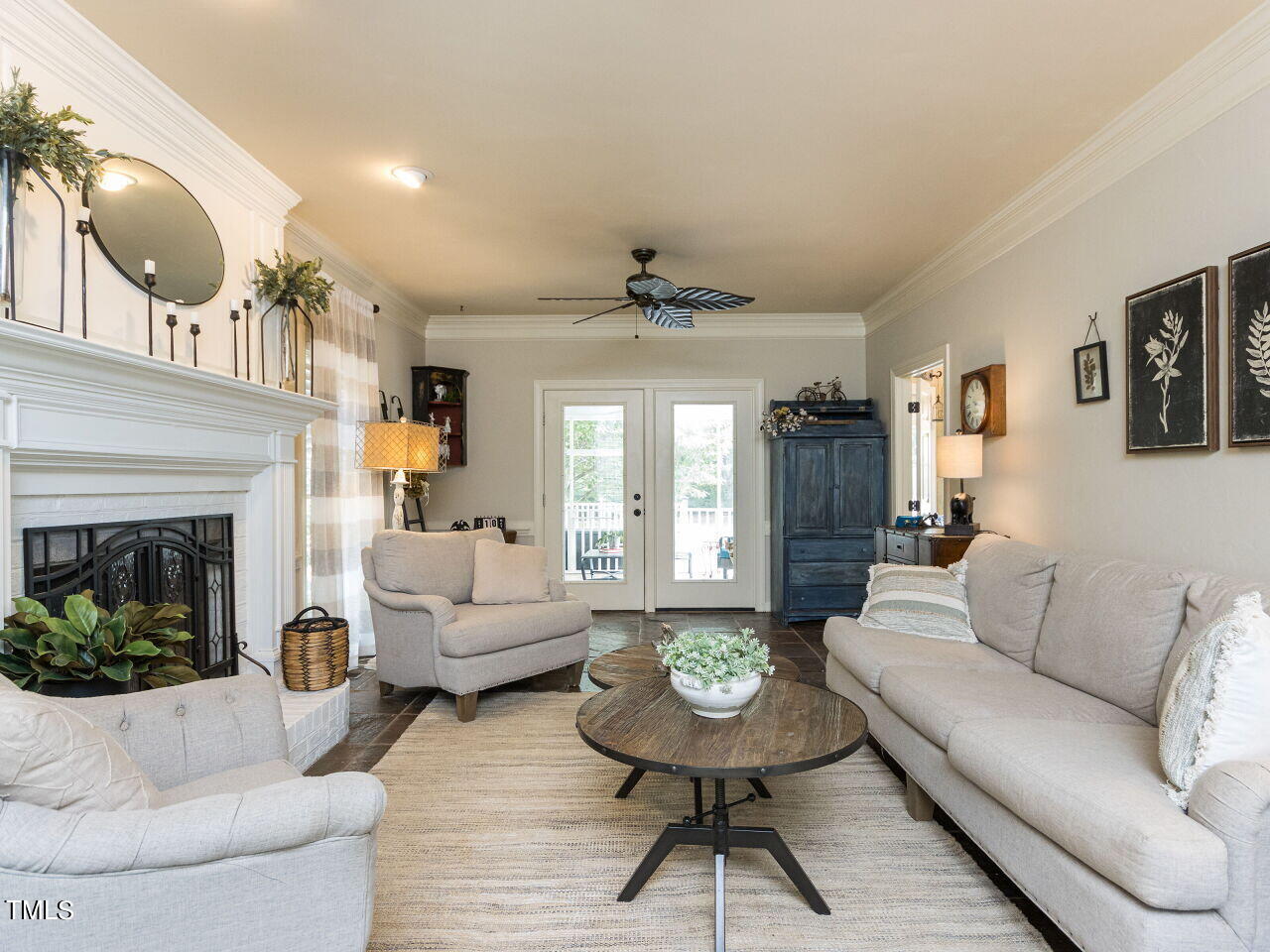 3316 Needle Point Circle