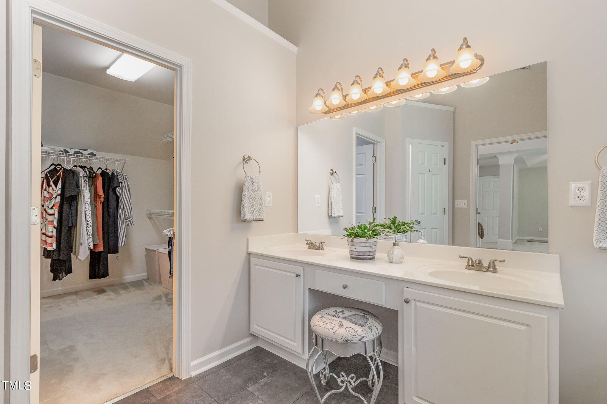 4705 Carlton Crossing Drive