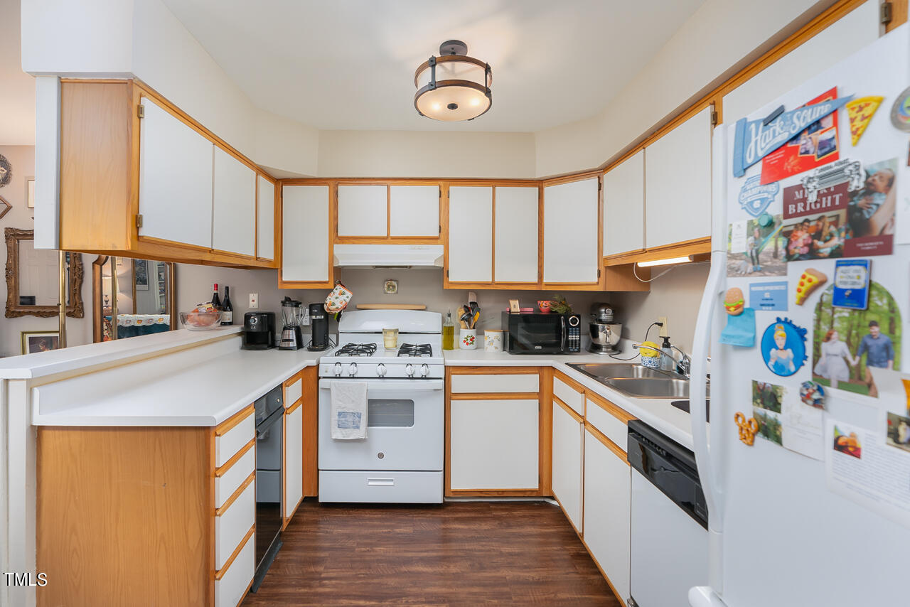 406 Summerwalk Circle