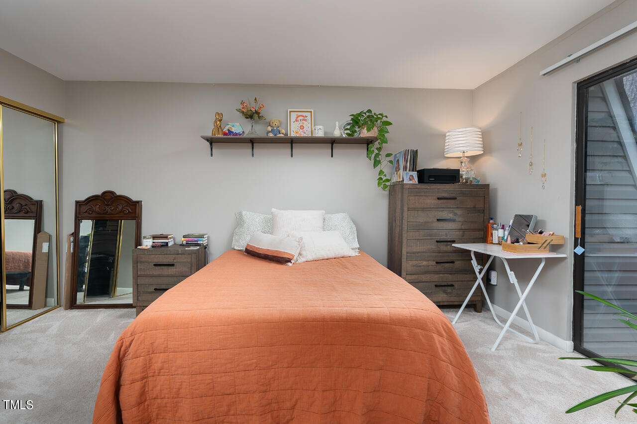 406 Summerwalk Circle