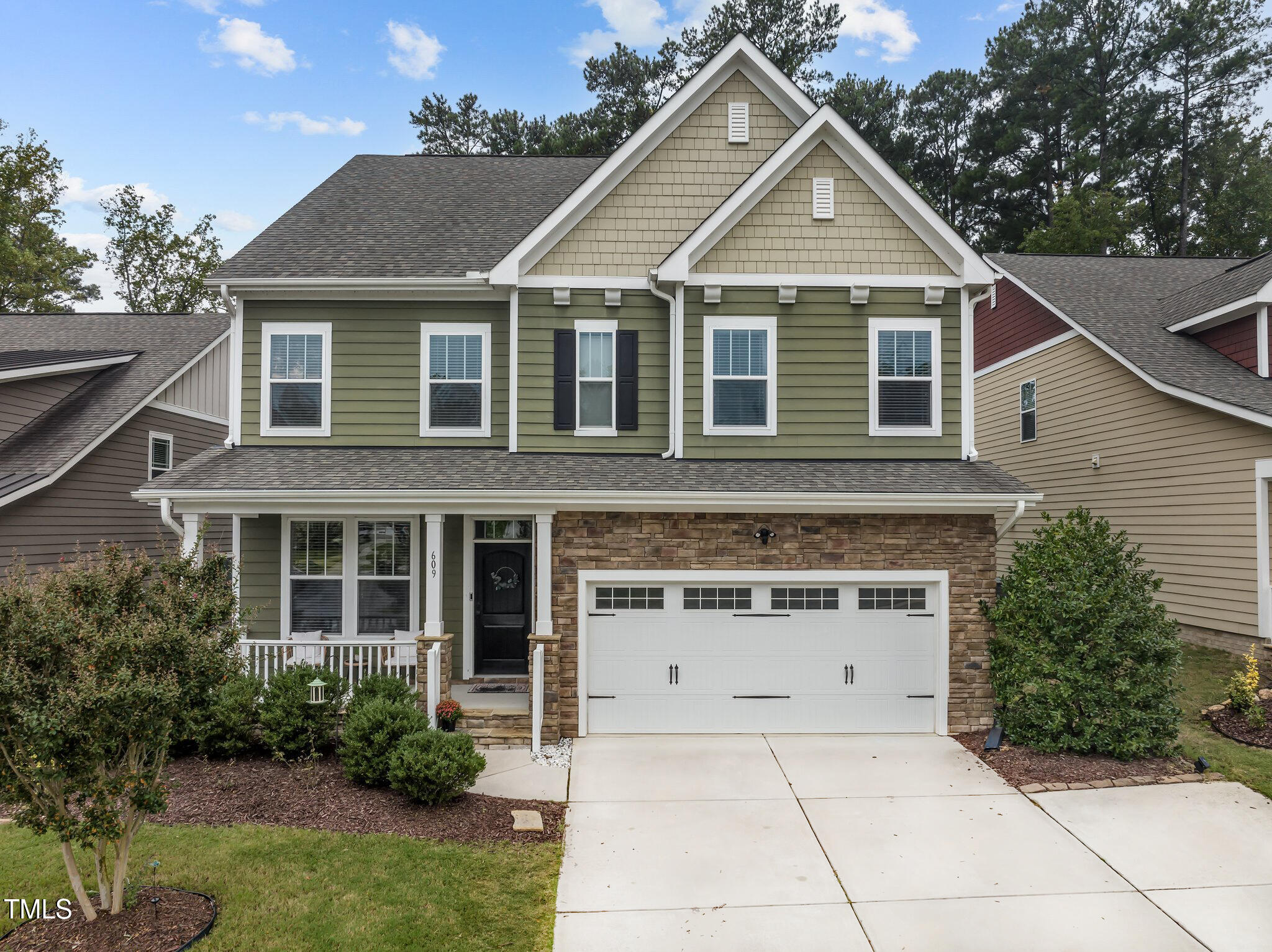 609 Meadowgrass Lane