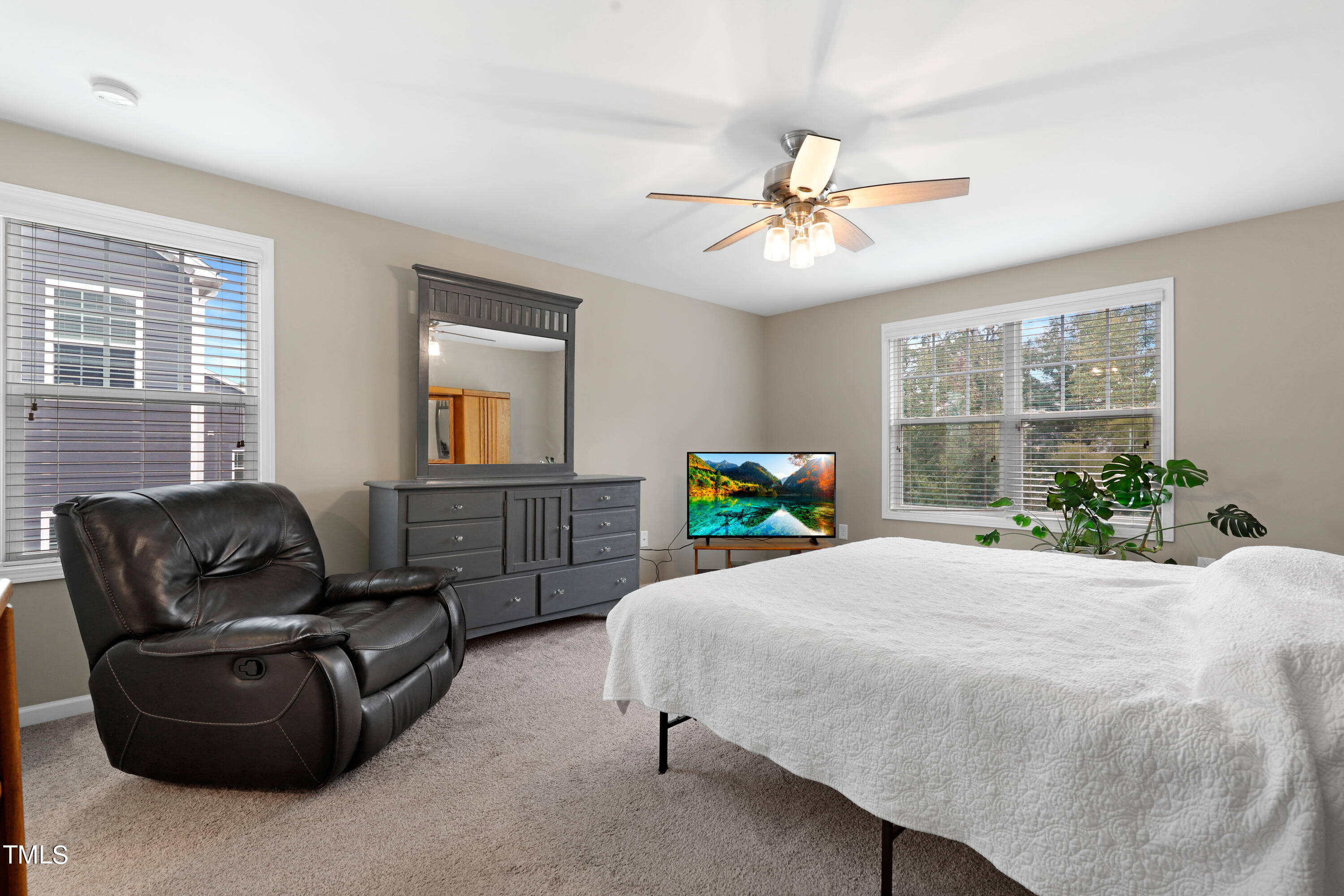 2225 Longmont Drive