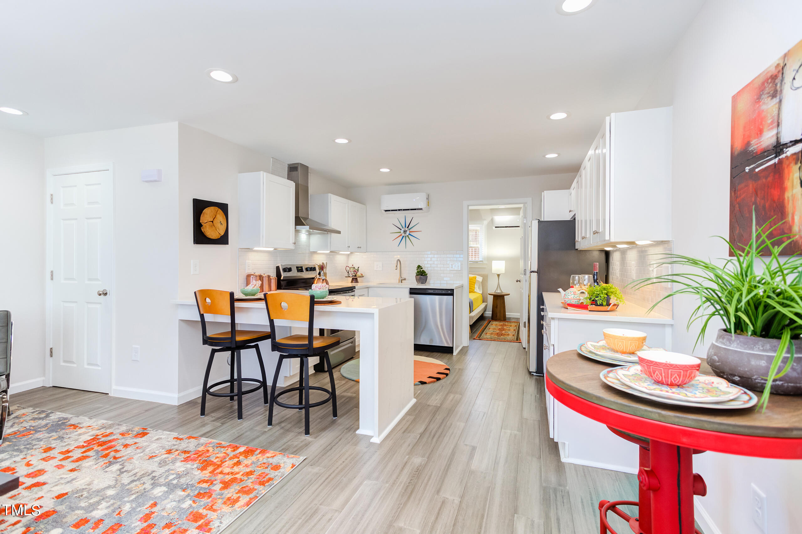 1309 Hudson Avenue # A14