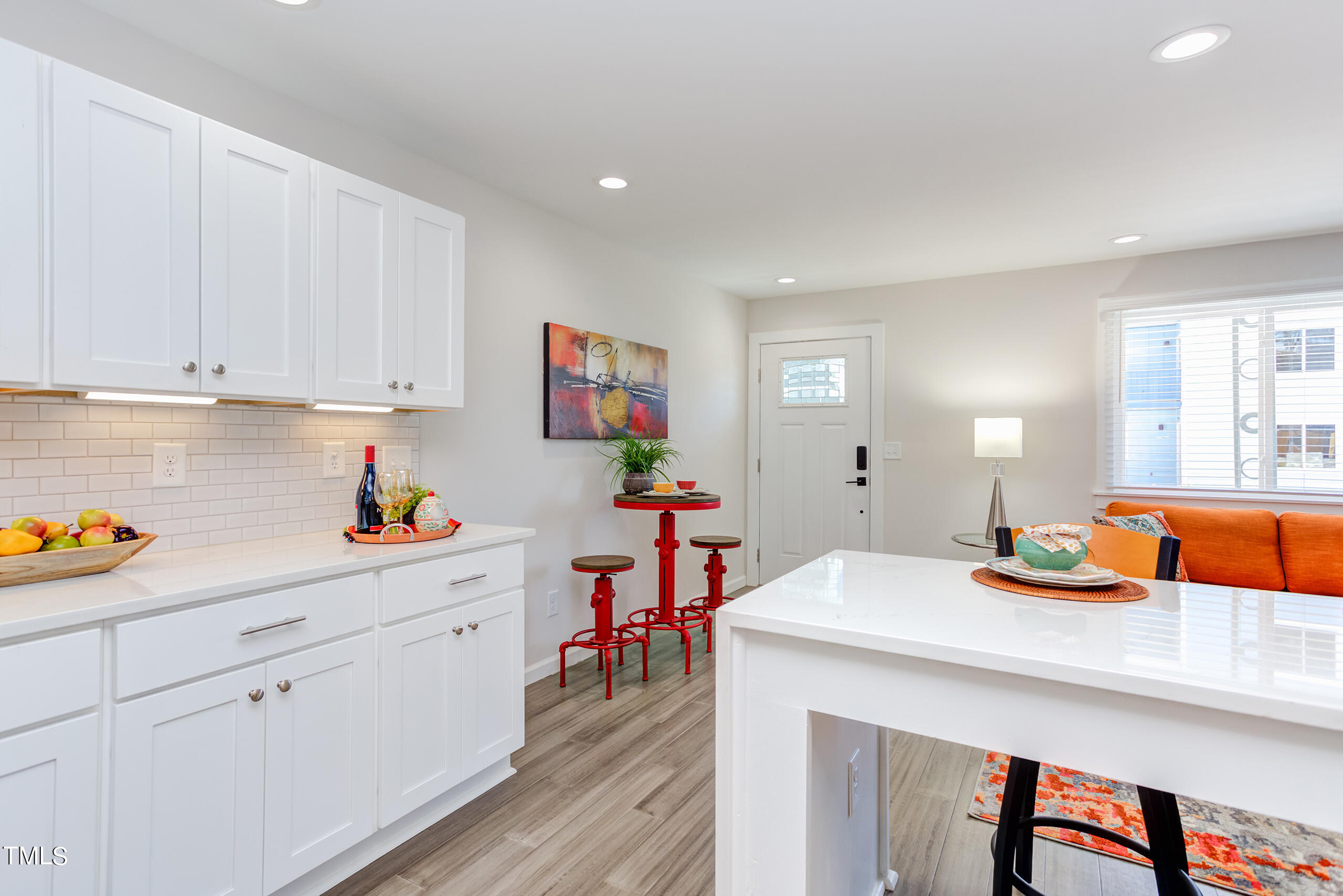 1309 Hudson Avenue # A14