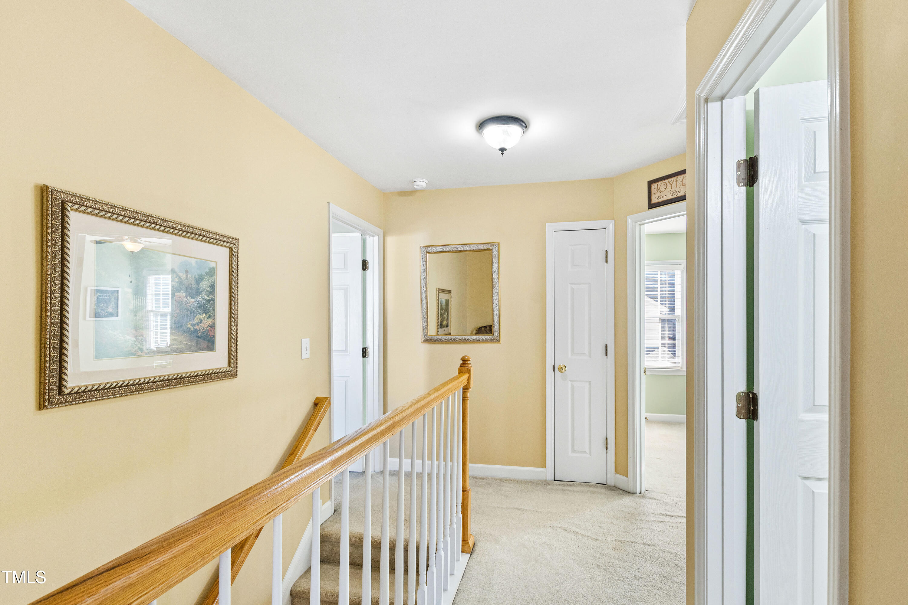 712 Ledgerock Road