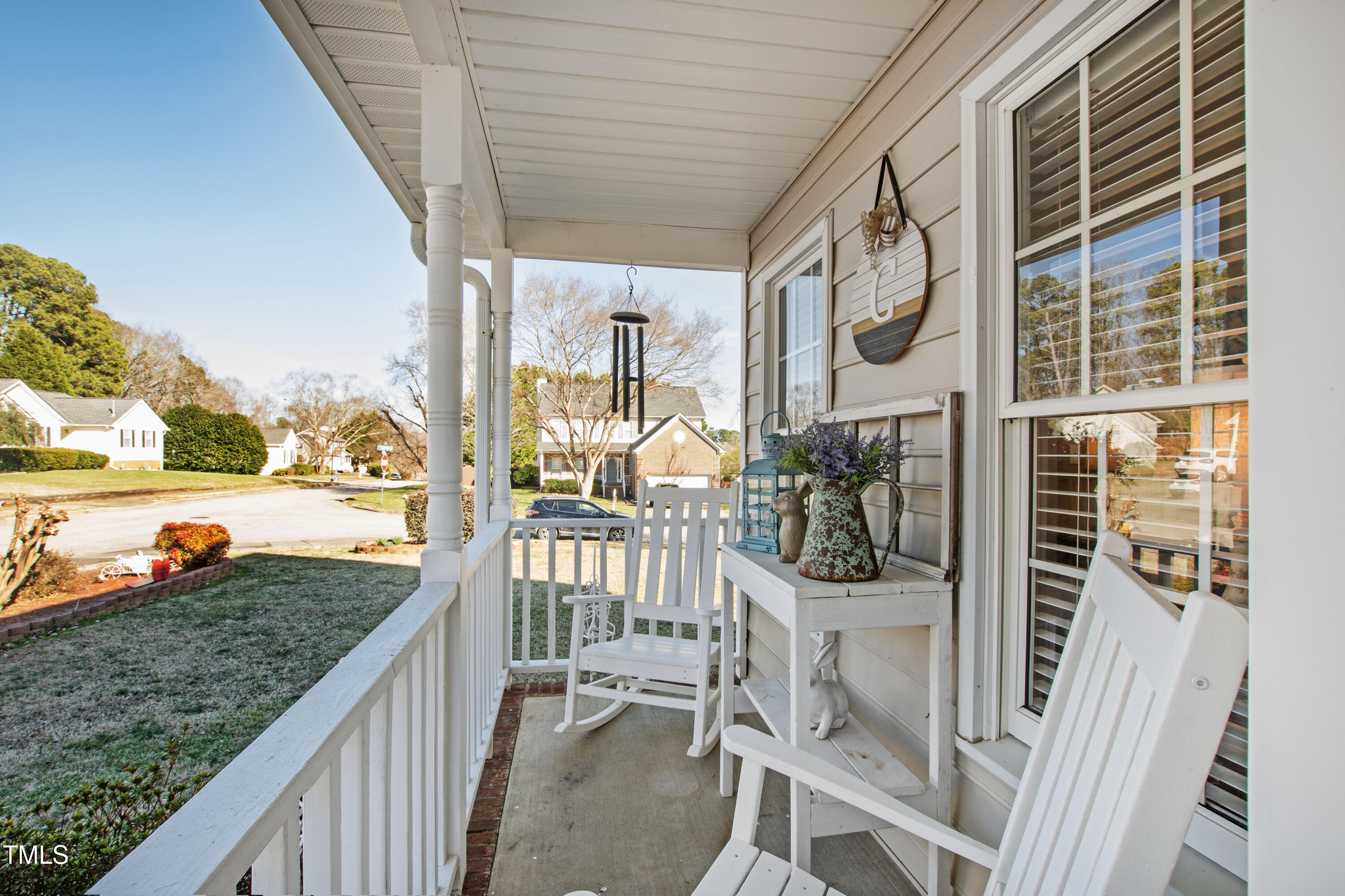 712 Ledgerock Road