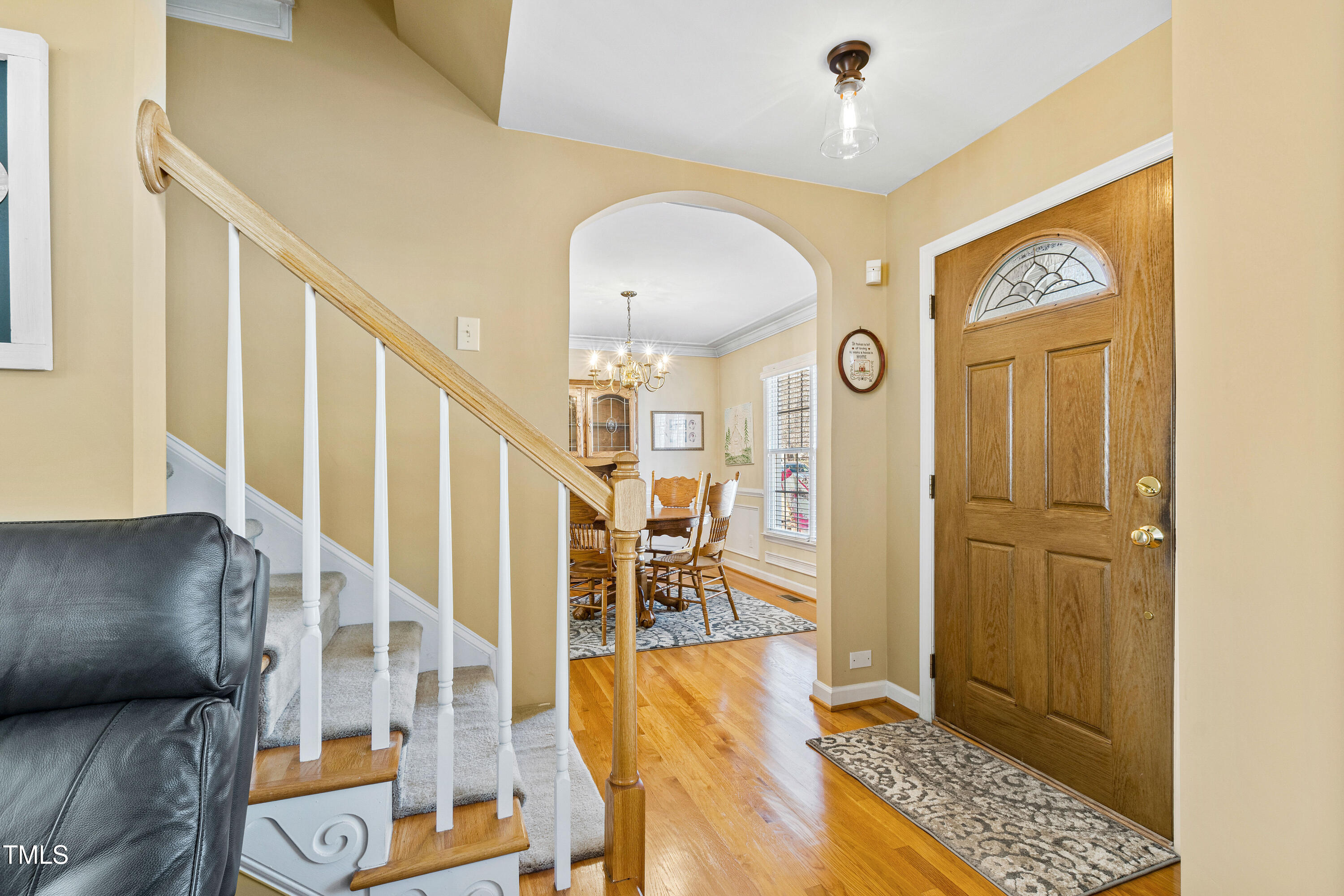 712 Ledgerock Road