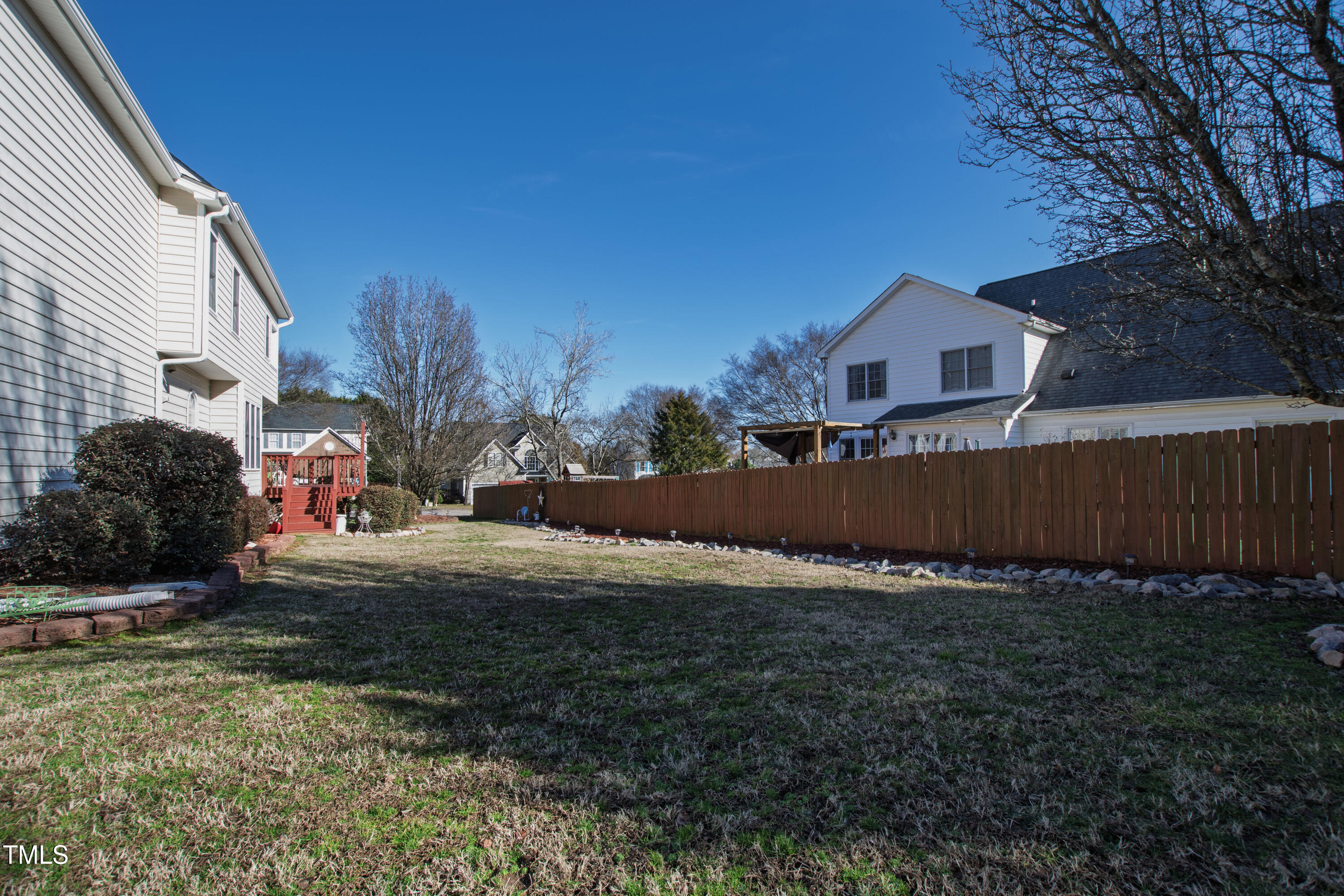 712 Ledgerock Road